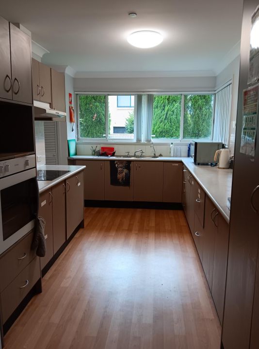 Tidy unit, close to the water at Gosford in North Gosford