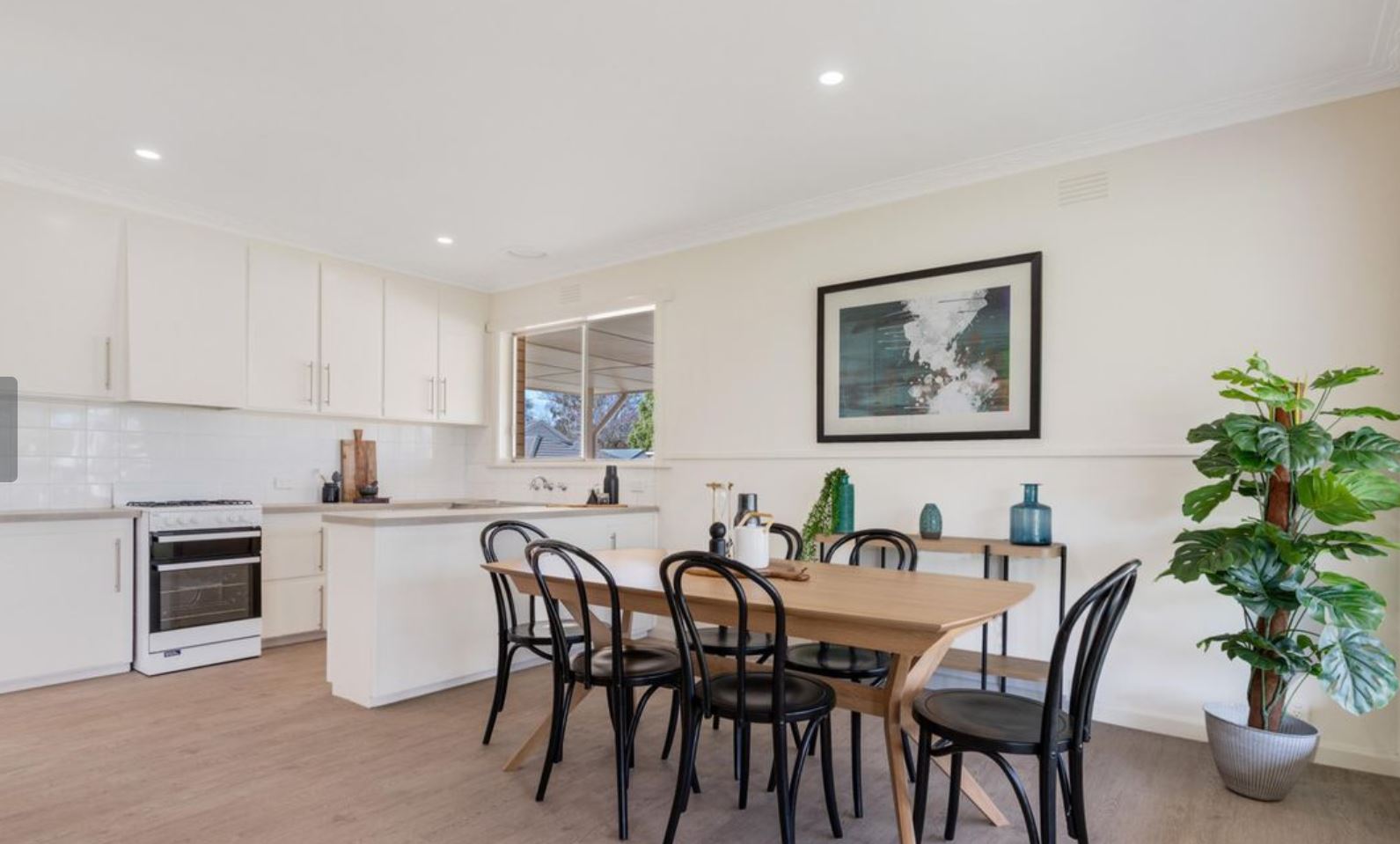 Lovely 3 bedroom MTA to live in by yourself in Redan