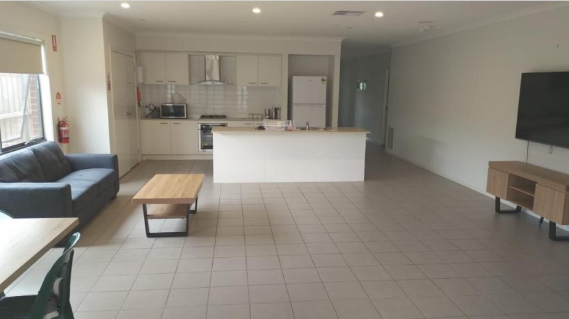 Cranbourne East, VIC — Home image 4