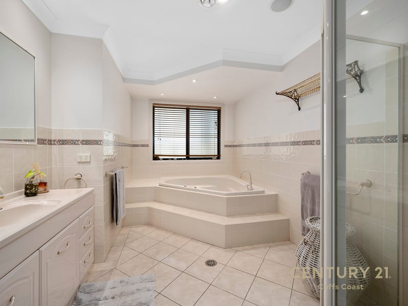 SIL in tranquil and peaceful setting Crabbe St Woolgoolga — Home image 4