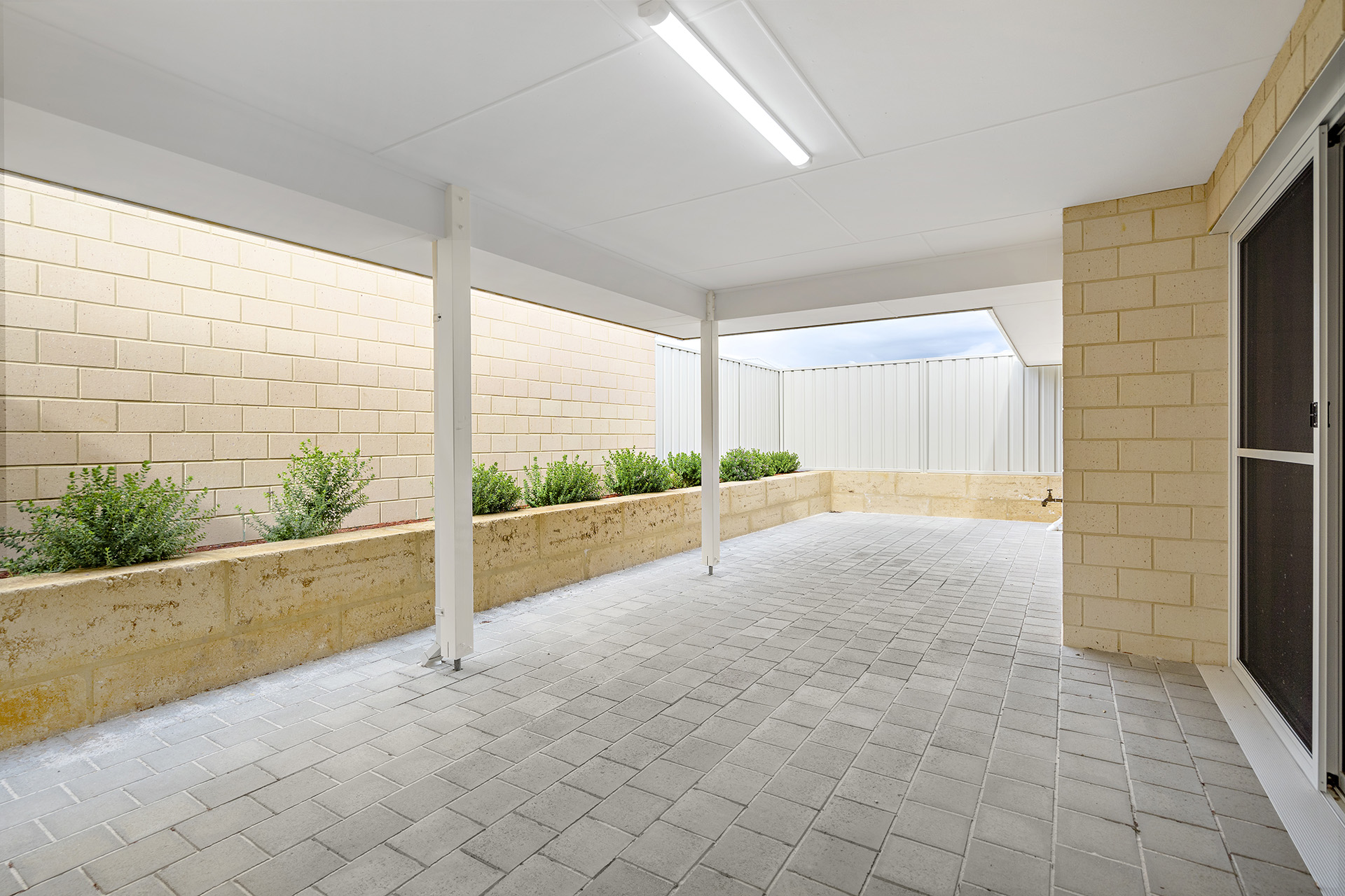 Enjoy tranquility and convenience of your new home in Geraldton — Home image 8