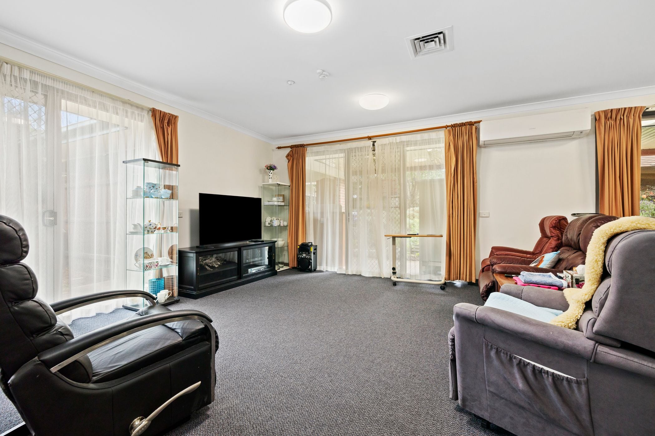 Spacious and welcoming with a 'family feel' — Home image 7