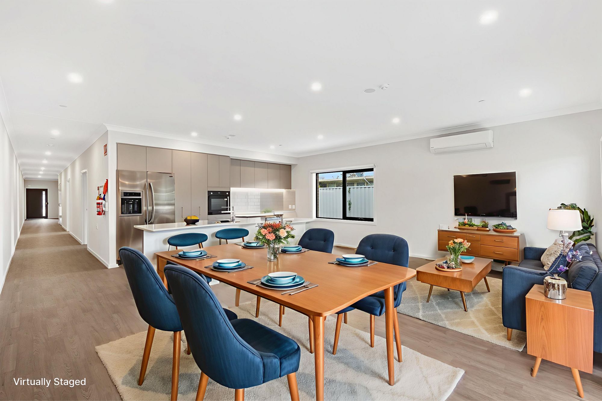 2 Bed/2 Bath(+OOA) High Physical Support House just minutes from Chelsea beach! — Home image 3