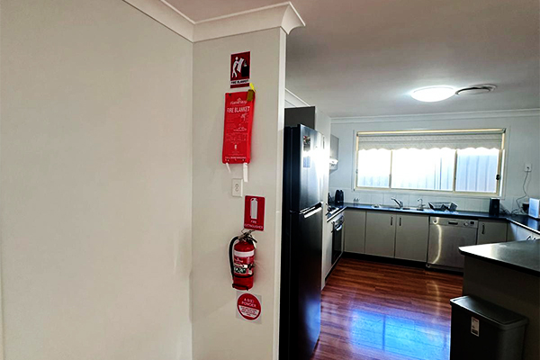 Spacious 4-Bedroom SIL Home Southwest Sydney Prestons Male vacancy — Home image 4
