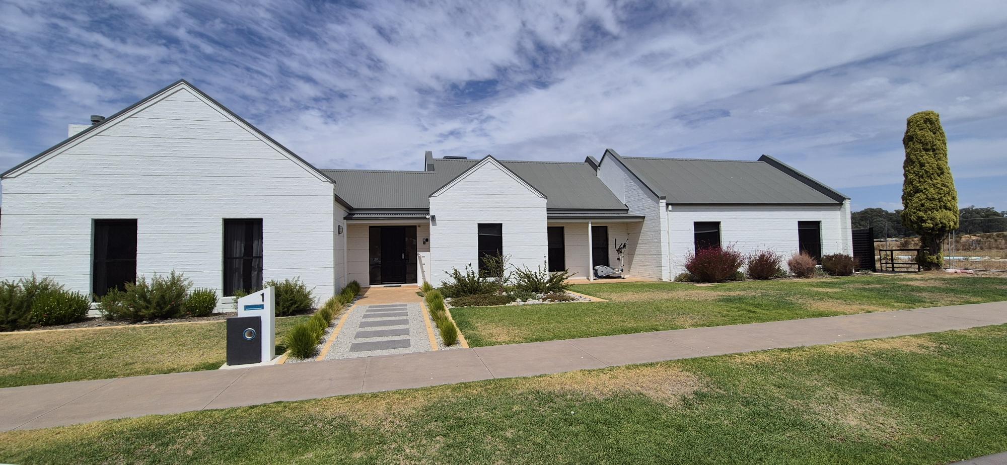 Beautiful and Modern SIL Home in Strathfieldsaye in Strathfieldsaye