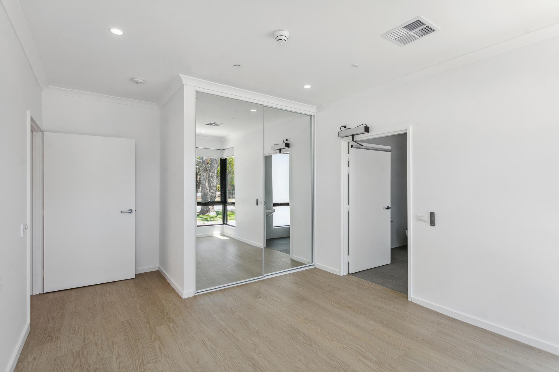 Nollamara — Home image 18