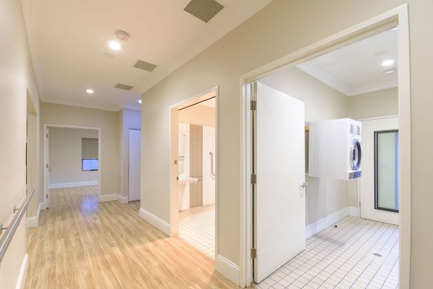 Vacancy in spacious home near the beach — Home image 6