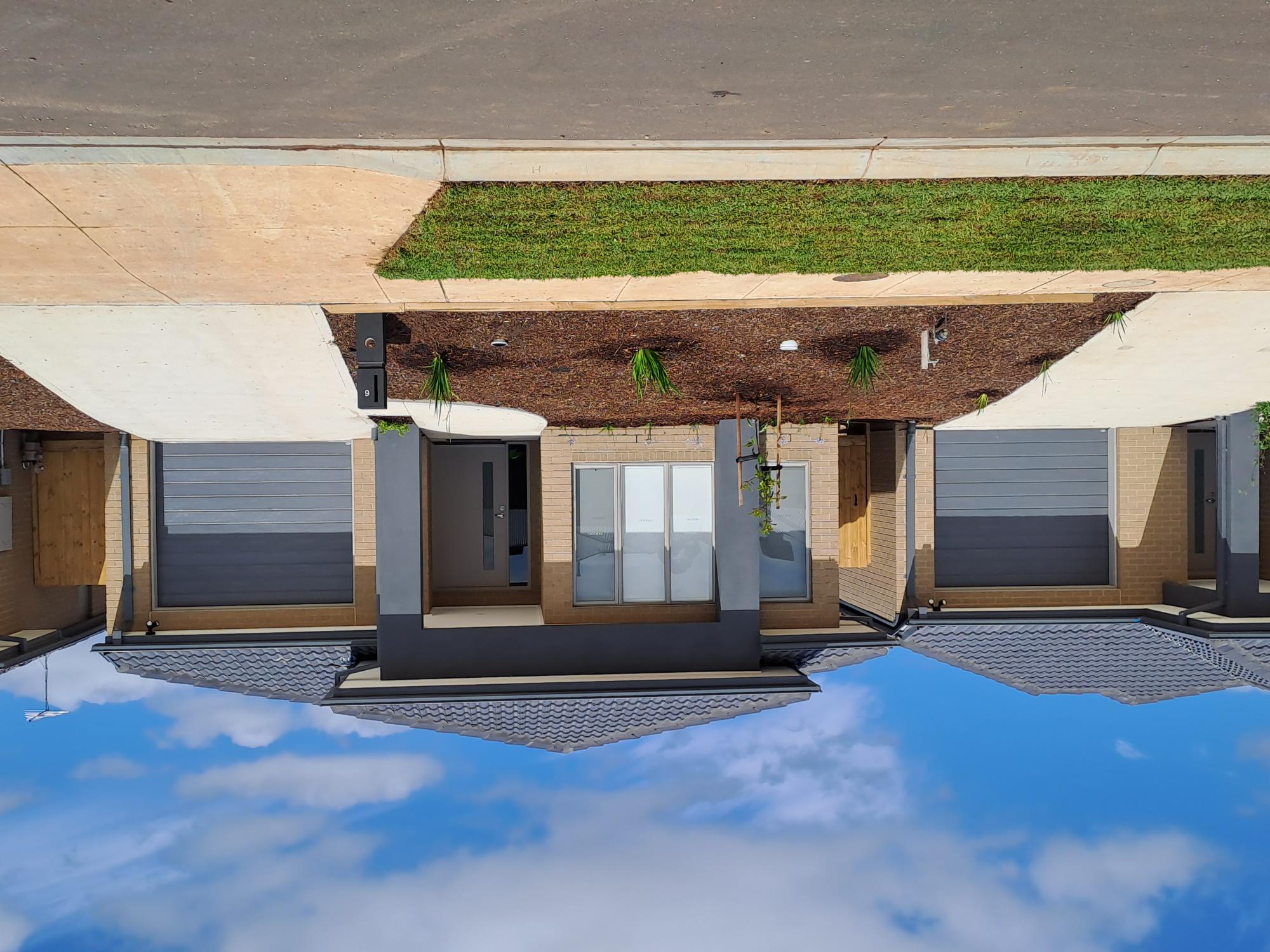 Darley – Robust House 1:2 in Darley