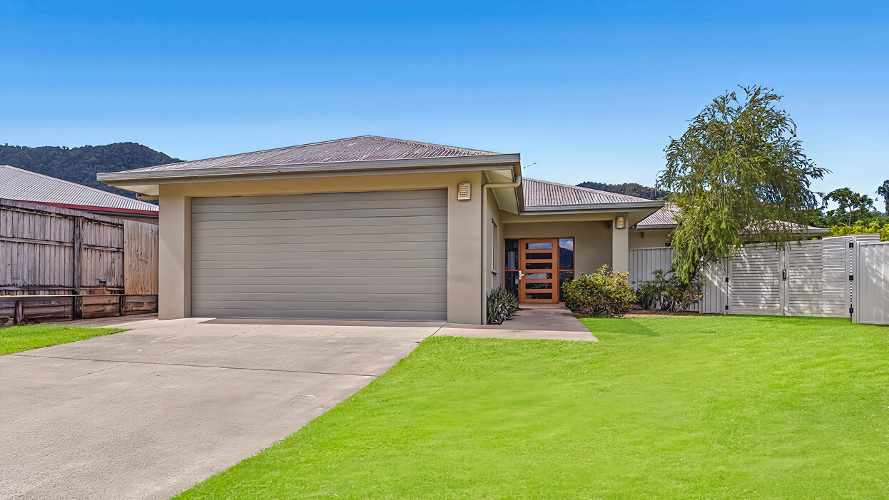 Modern Comfort in Leafy Bentley Park in Bentley Park