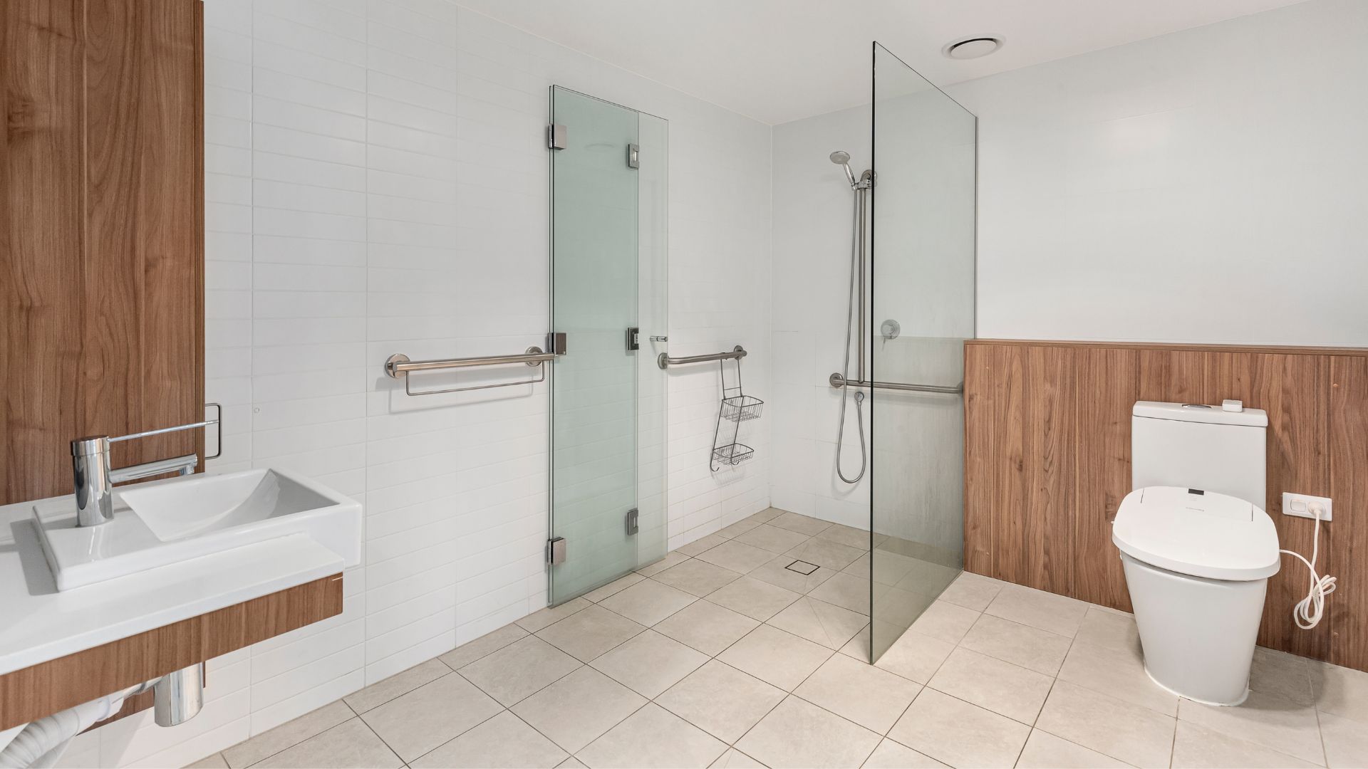 Grand Central Towers, Woden ACT - SDA - High Physical Support — Home image 8