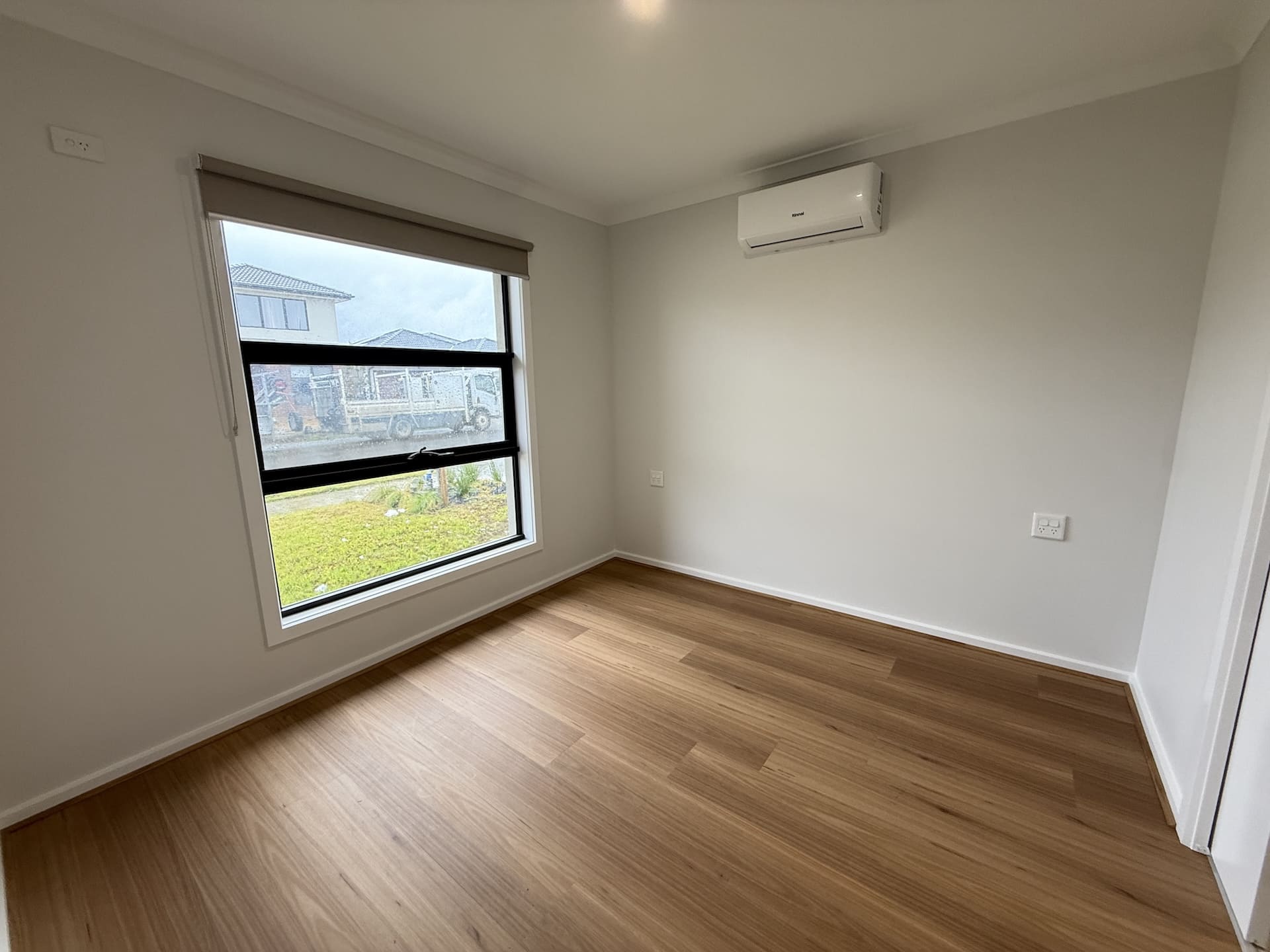 Where Nature Meets Culture - High-Quality 2+OOA HPS SDA Home in Officer — Home image 5
