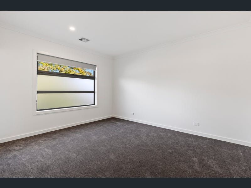 Two Story SIL Home in Ringwood in Ringwood East