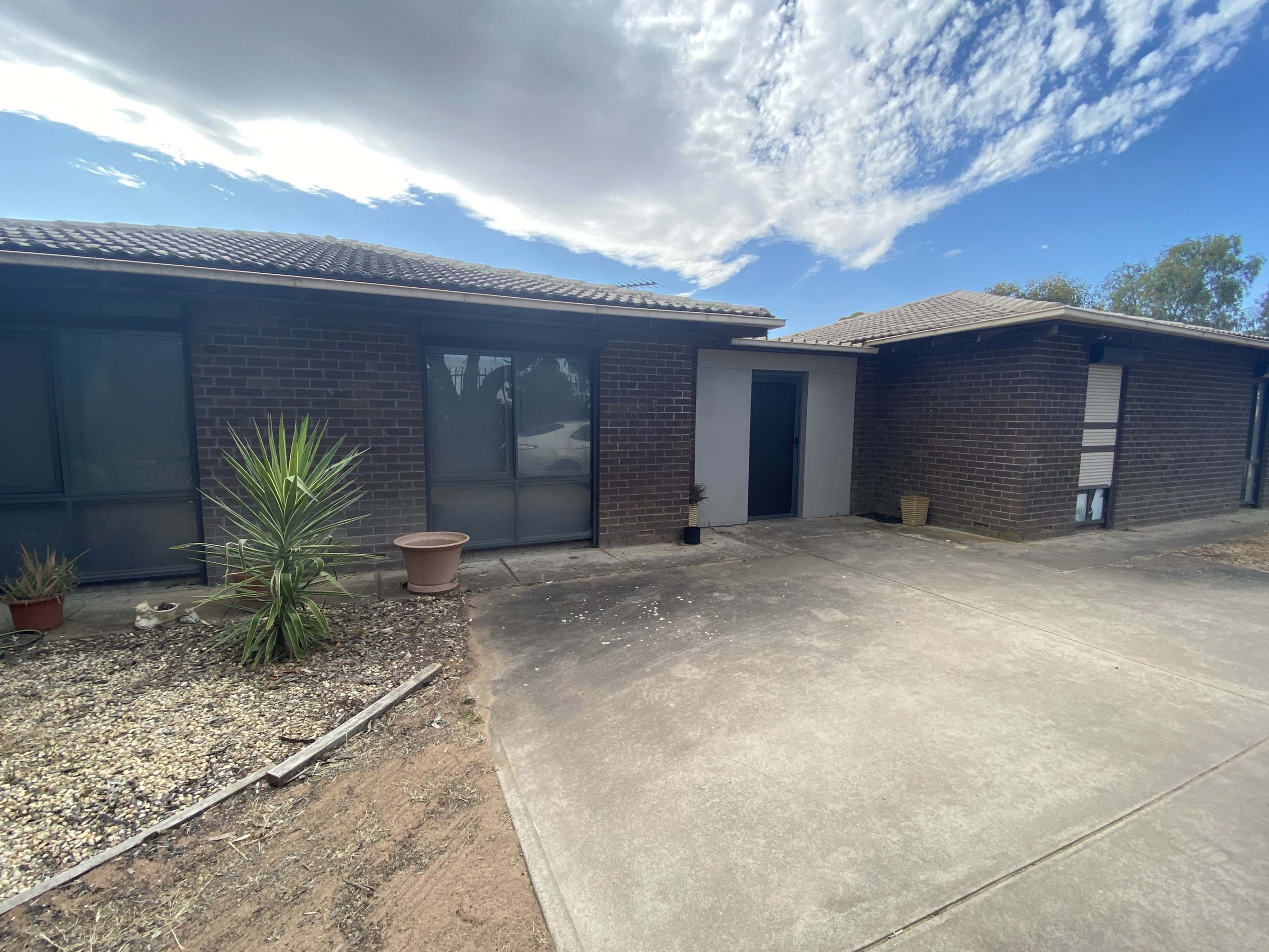 MURRAY BRIDGE- Single Vacancy in 2 Resident Improved Livability in Murray Bridge