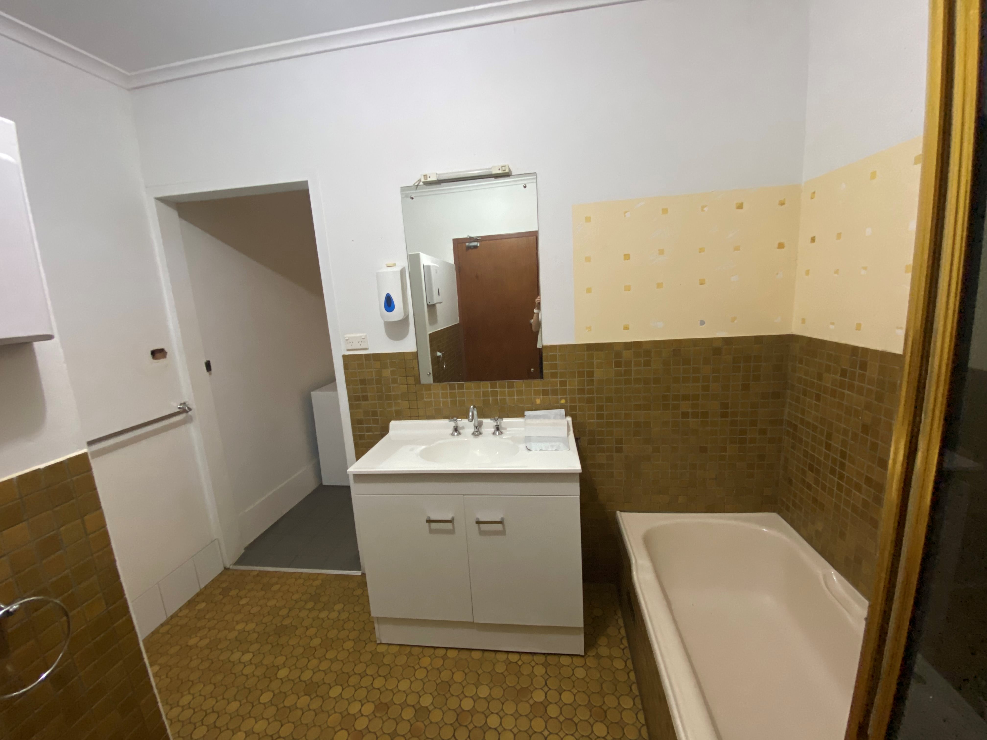 MURRAY BRIDGE- Single Vacancy in 2 Resident Improved Livability — Home image 9