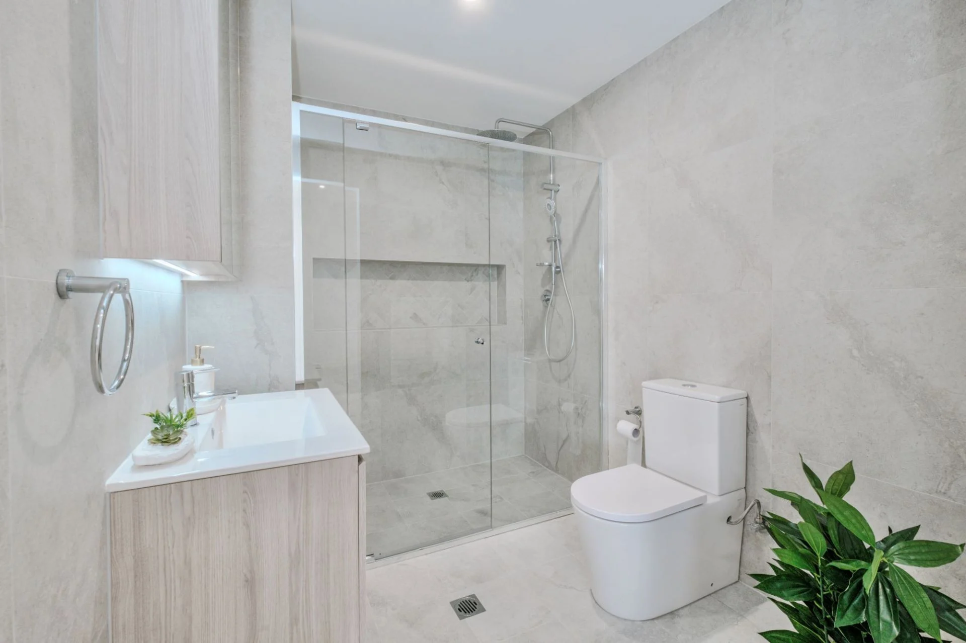 Prime location: Brand new - SDA apartments in Schofields — Home image 8