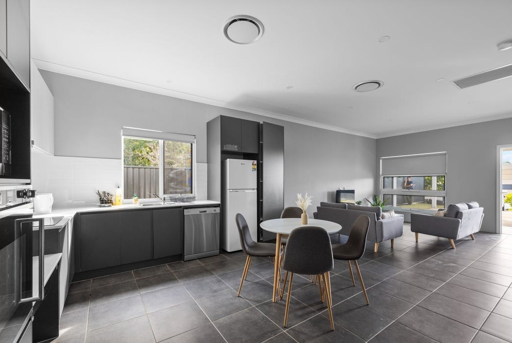 Brisbane Road, Riverview QLD 4303 — Home image 6