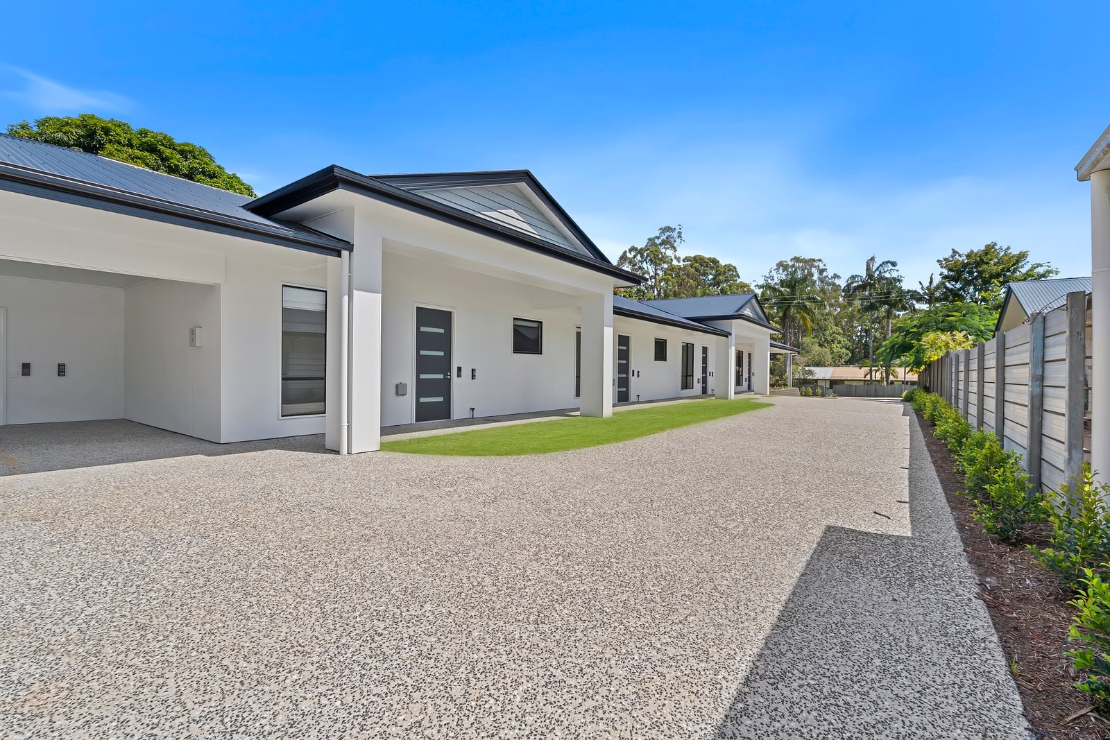 GLASS HOUSE MOUNTAINS, SUNSHINE COAST – HPS VILLA — Home image 12