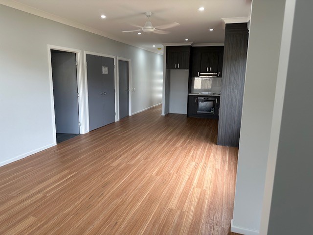 TOOLOOA, GLADSTONE QLD - ROBUST DUPLEX (VILLA TWO) — Home image 6