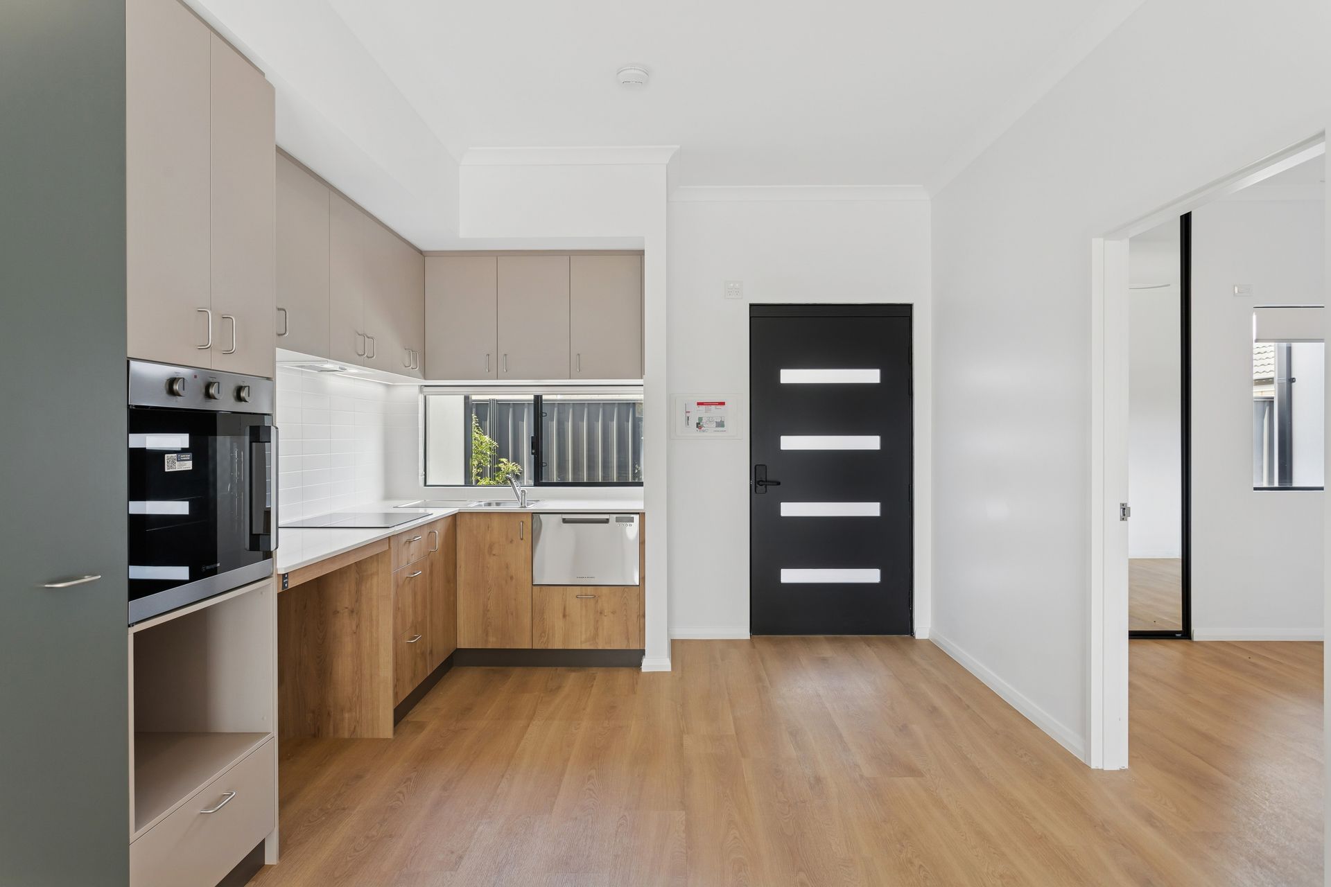 1×1 & 2×2 Accessible Villas – Armadale — Home image 4