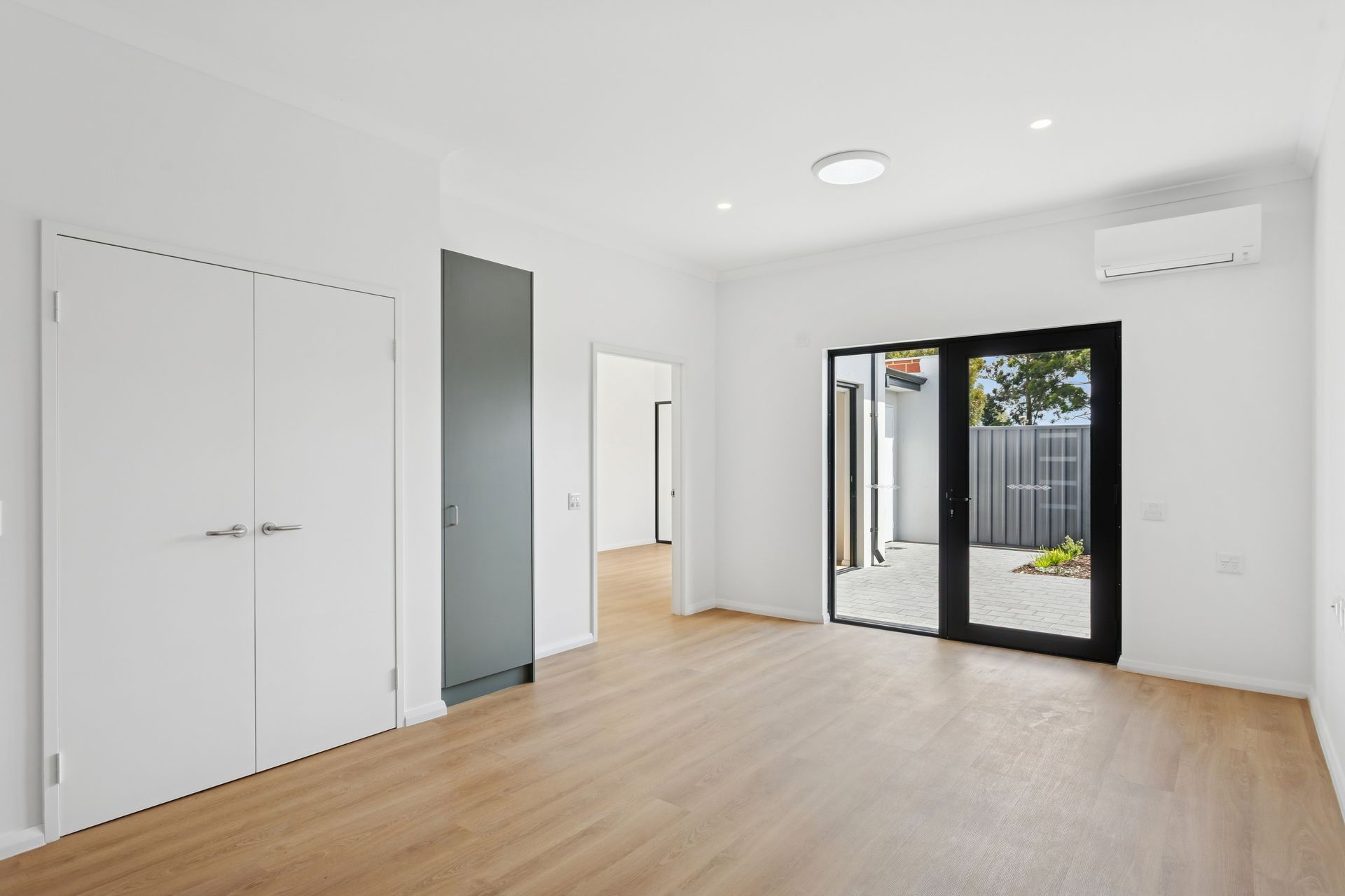 1×1 & 2×2 Accessible Villas – Armadale — Home image 5