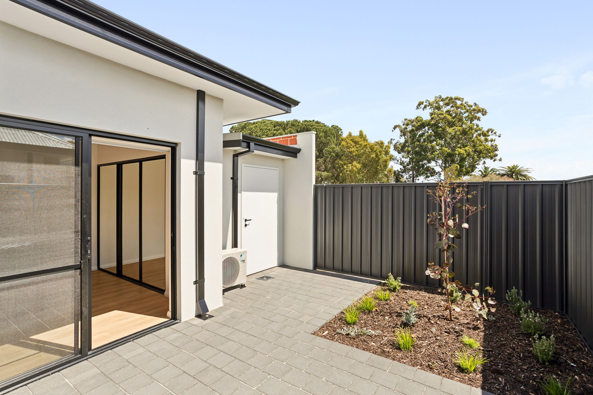 1×1 & 2×2 Accessible Villas – Armadale — Home image 8