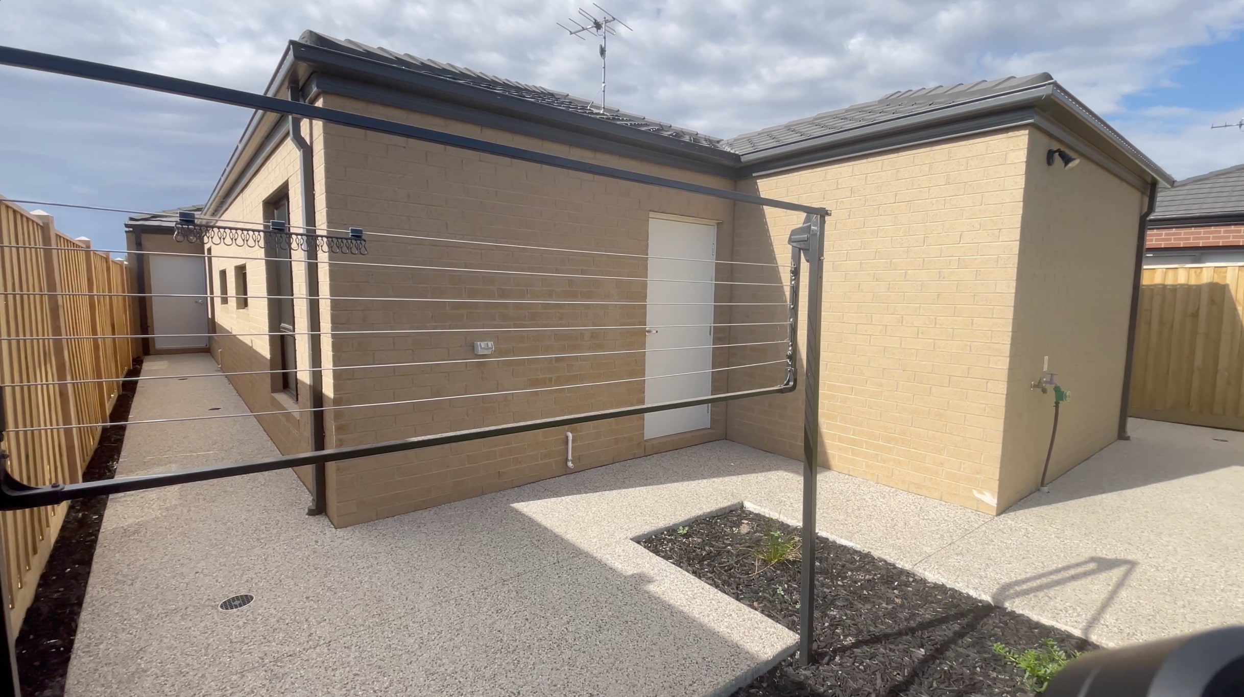 Tarneit Robust SDA Home – Quality, Comfort & Convenience — Home image 6