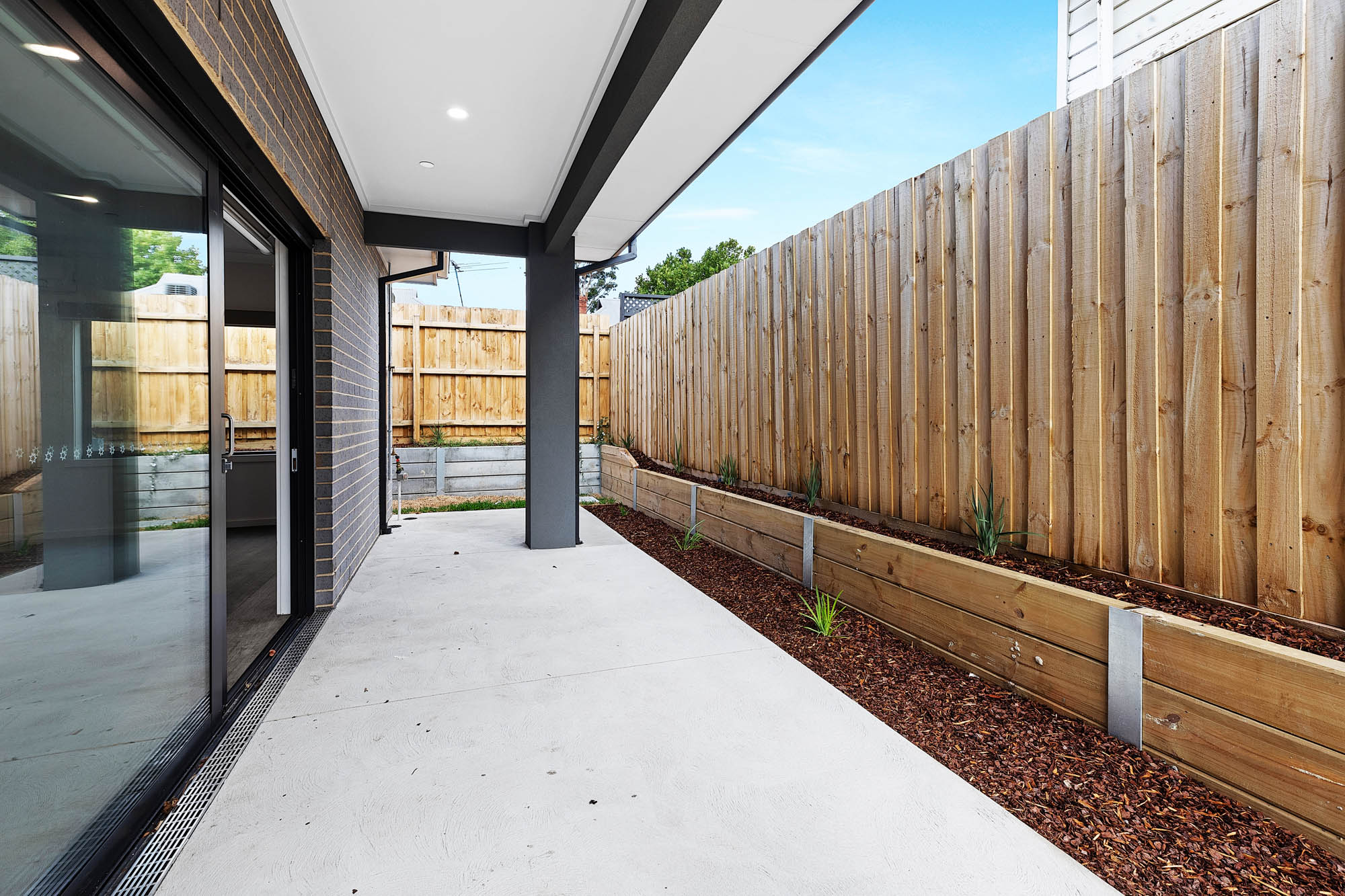 Centrally located in Coburg - live with just 1 other! — Home image 7