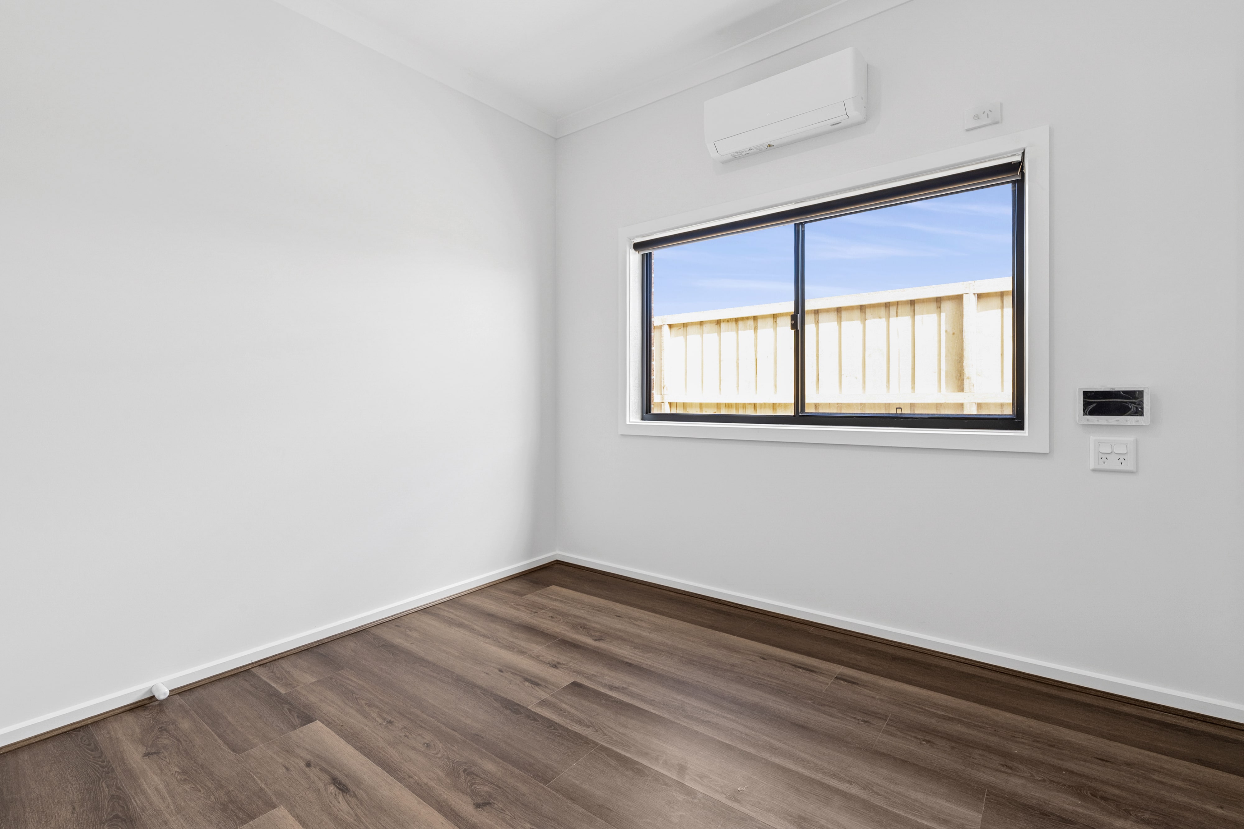 3BR 2RES HPS Home | Free 3 Months MRRC + 12 Month Internet- Armstrong Creek — Home image 5