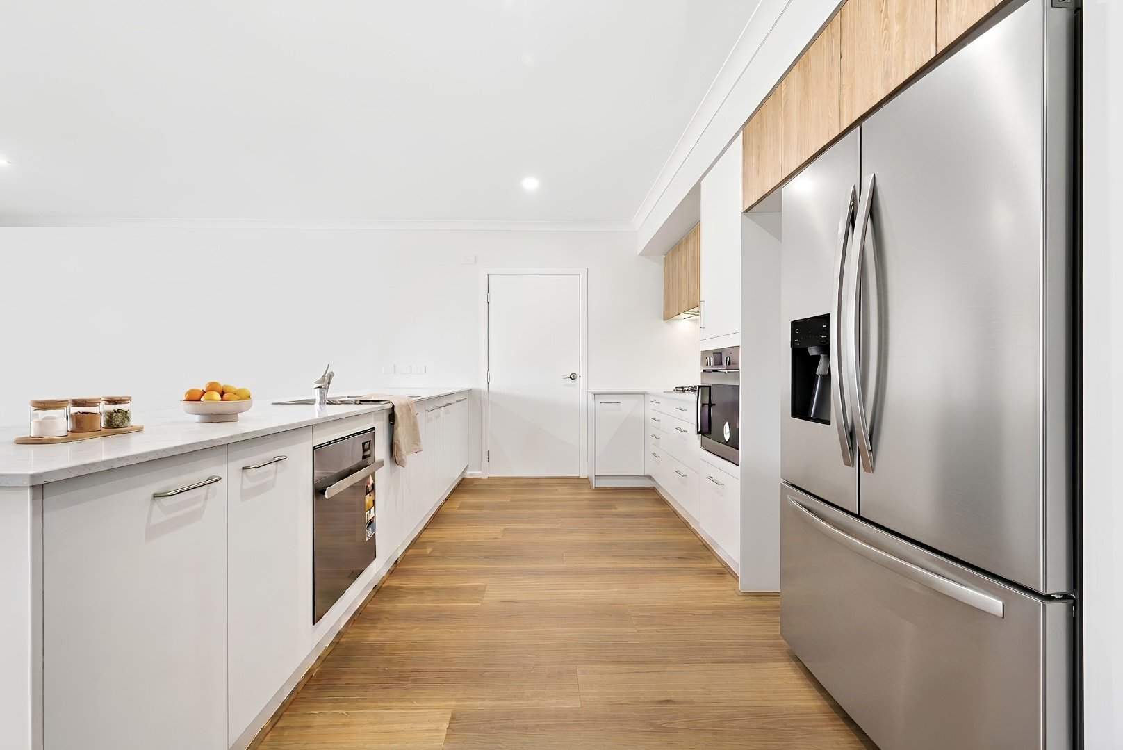 Kitchen (closer angle).jpg