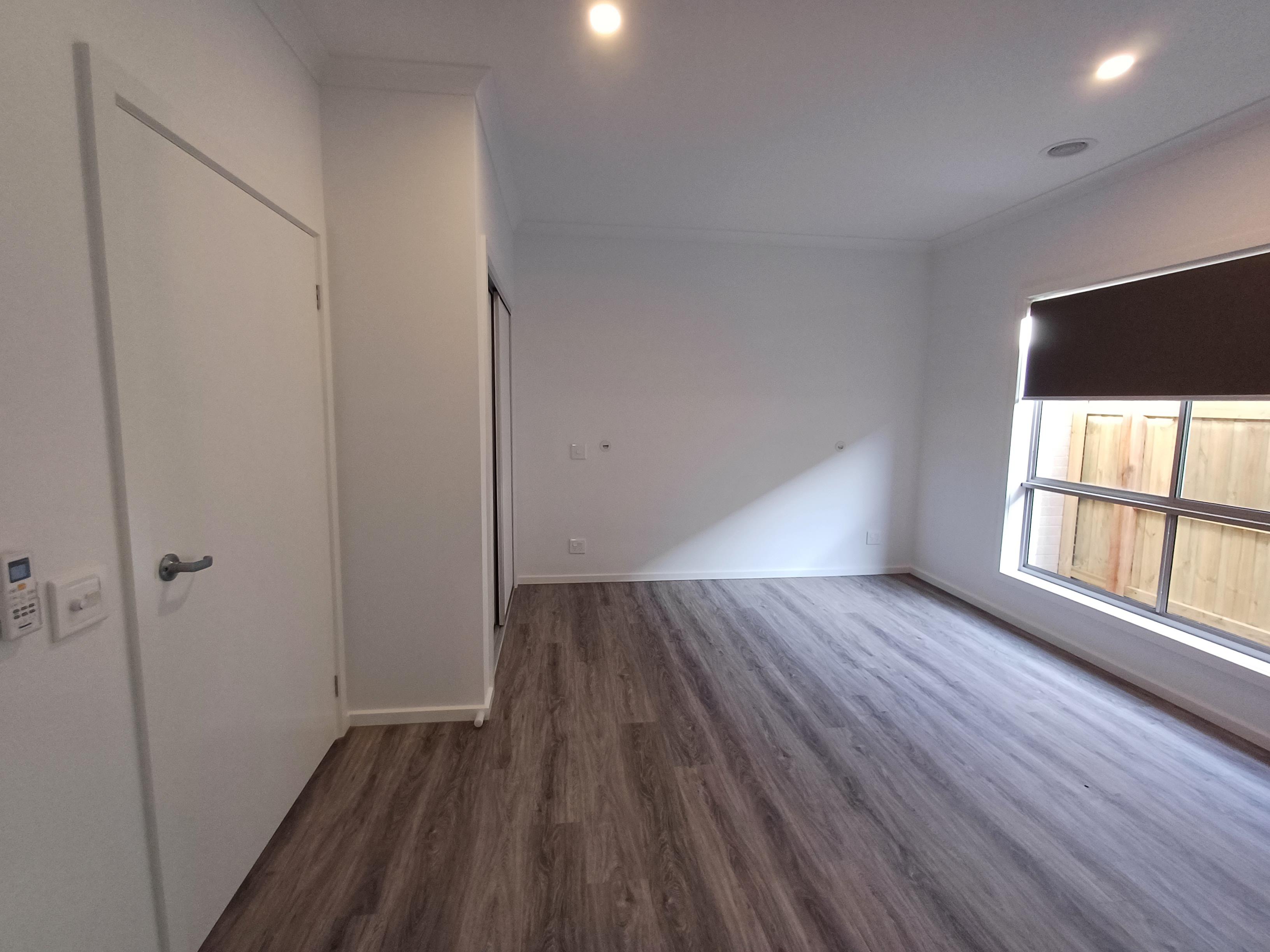 Two vacancies available in Melton South — Home image 3