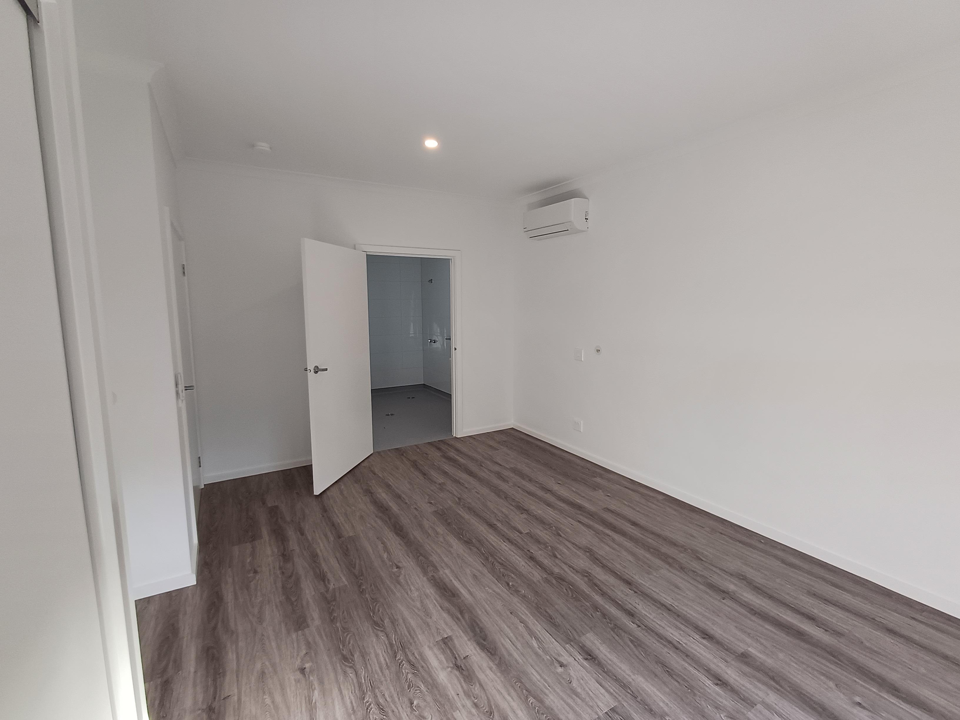 Two vacancies available in Melton South — Home image 6