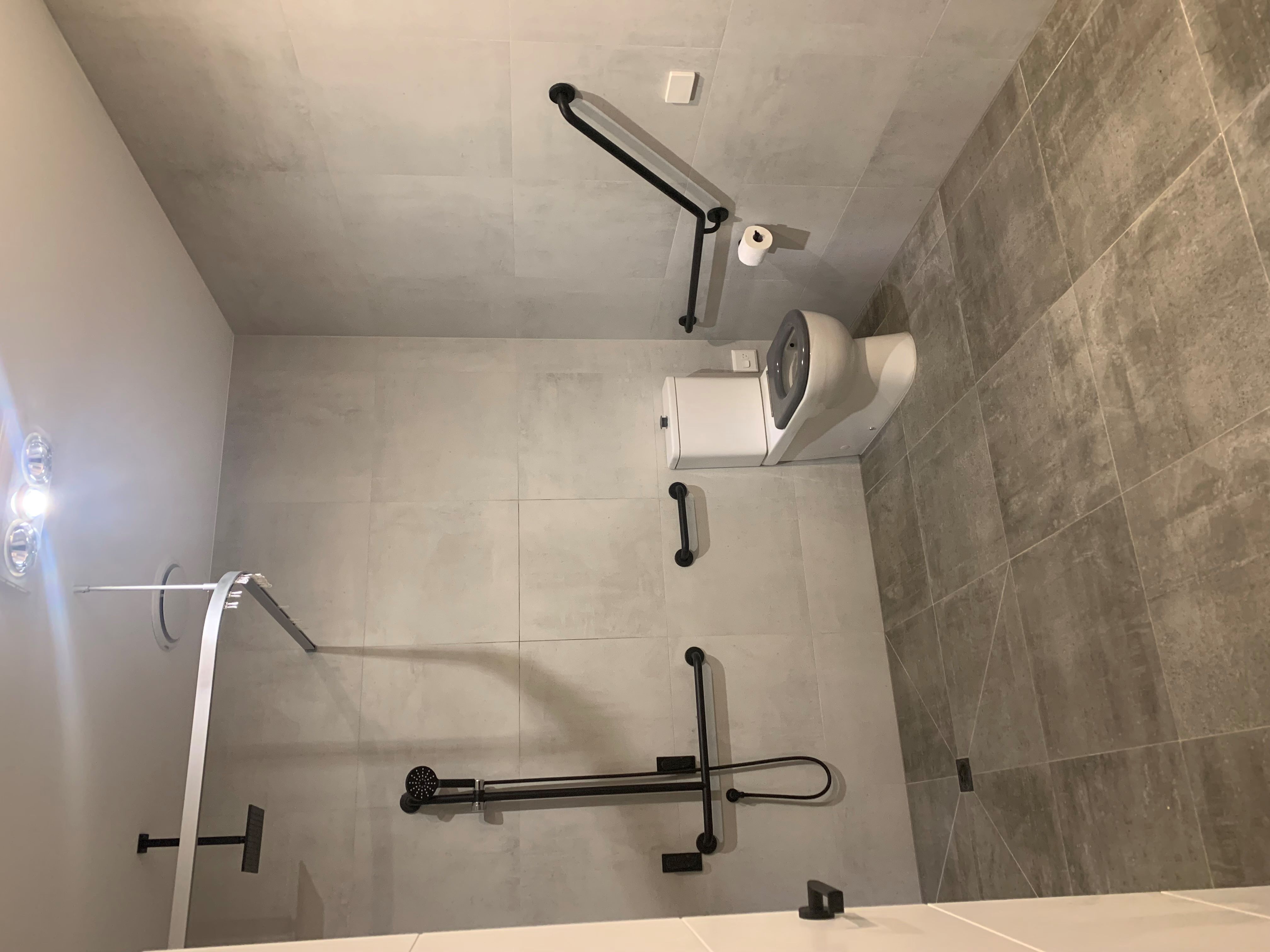 Avail. Now - HPS/FA or MTA for males, huge bedrooms and ensuites — Home image 5