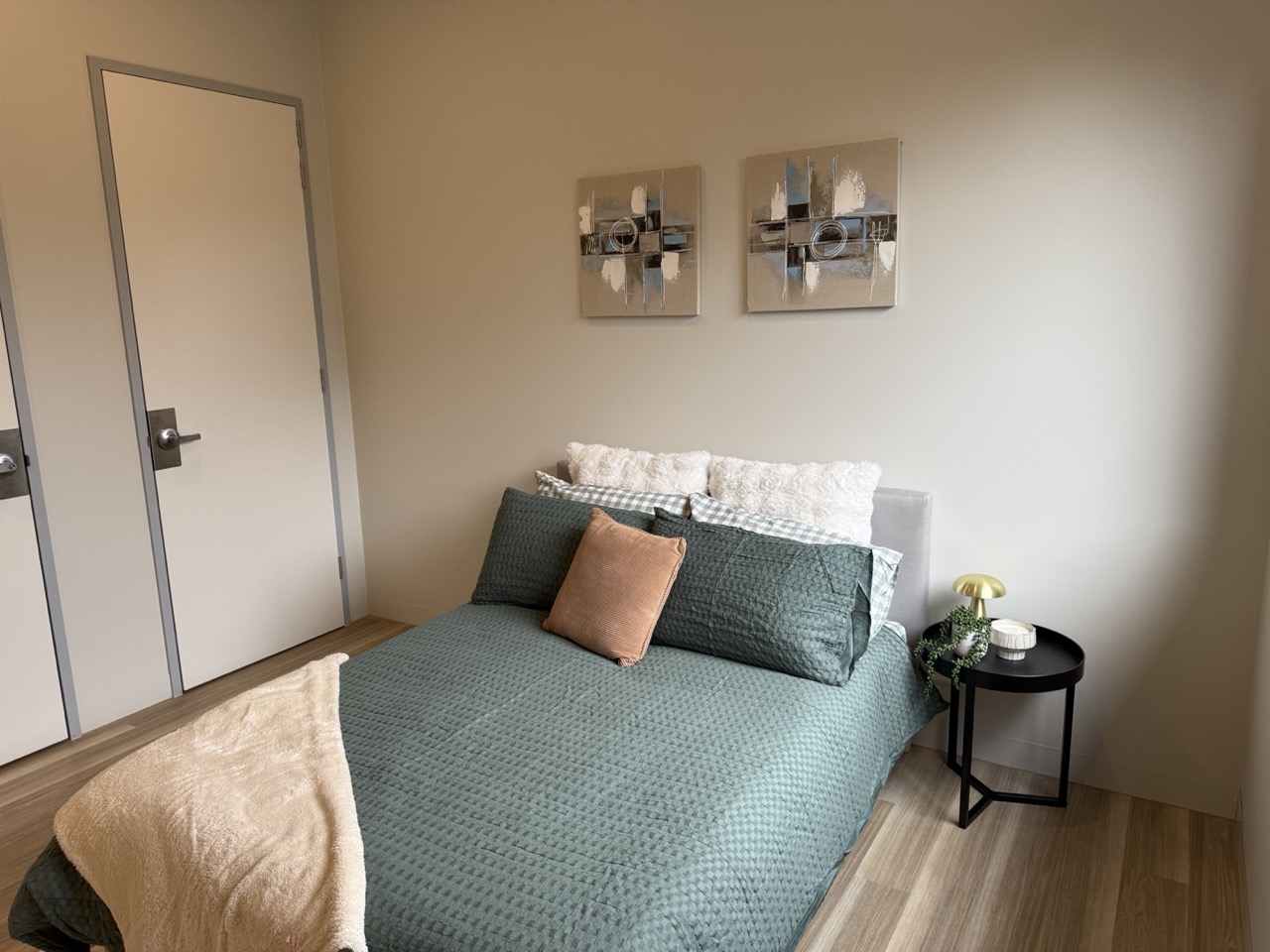 Michael seeking to share - New SDA Robust 2 Resident House — Home image 3