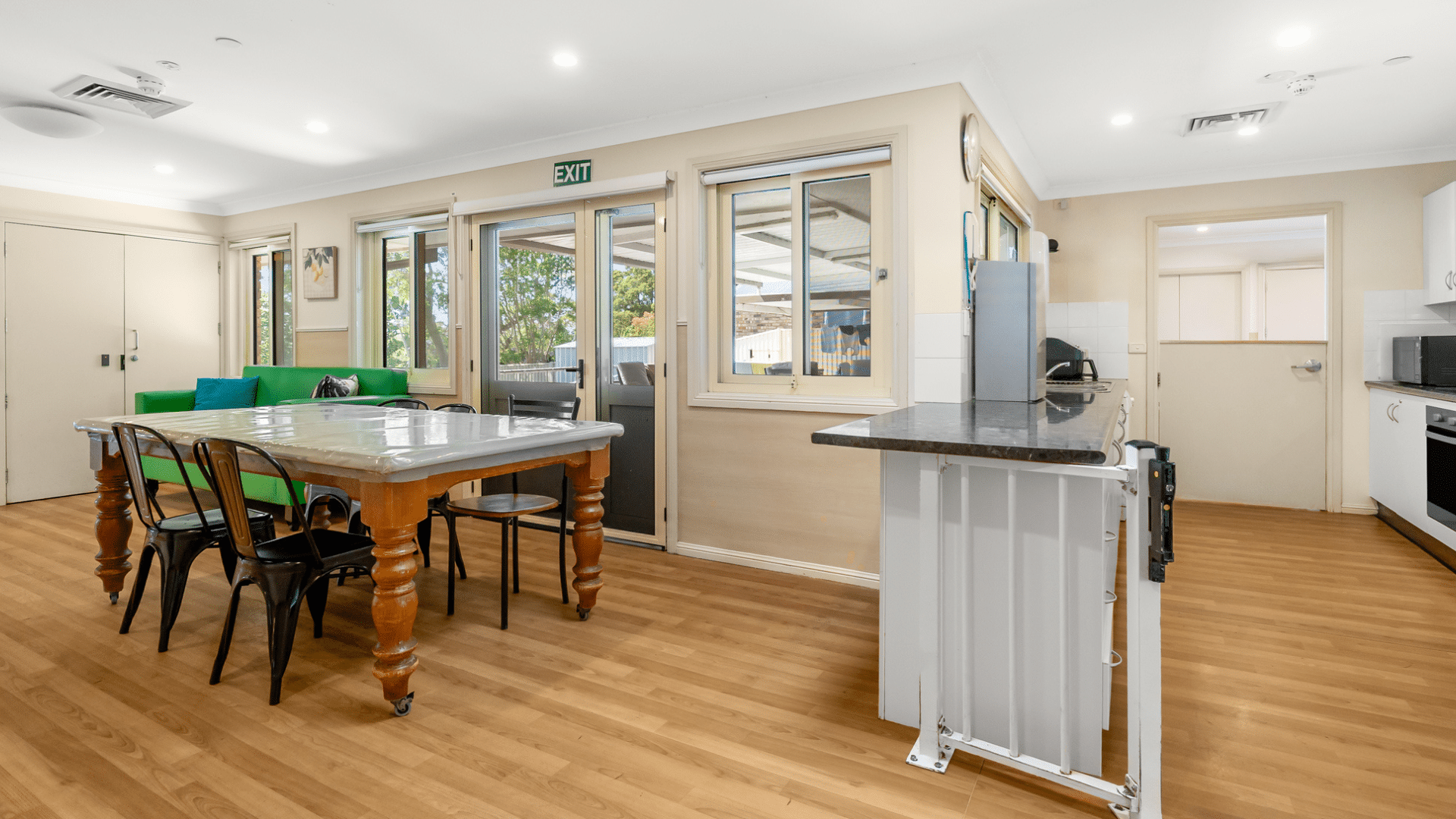 Hornsby Heights – shared 4-bedroom all-male home — Home image 3