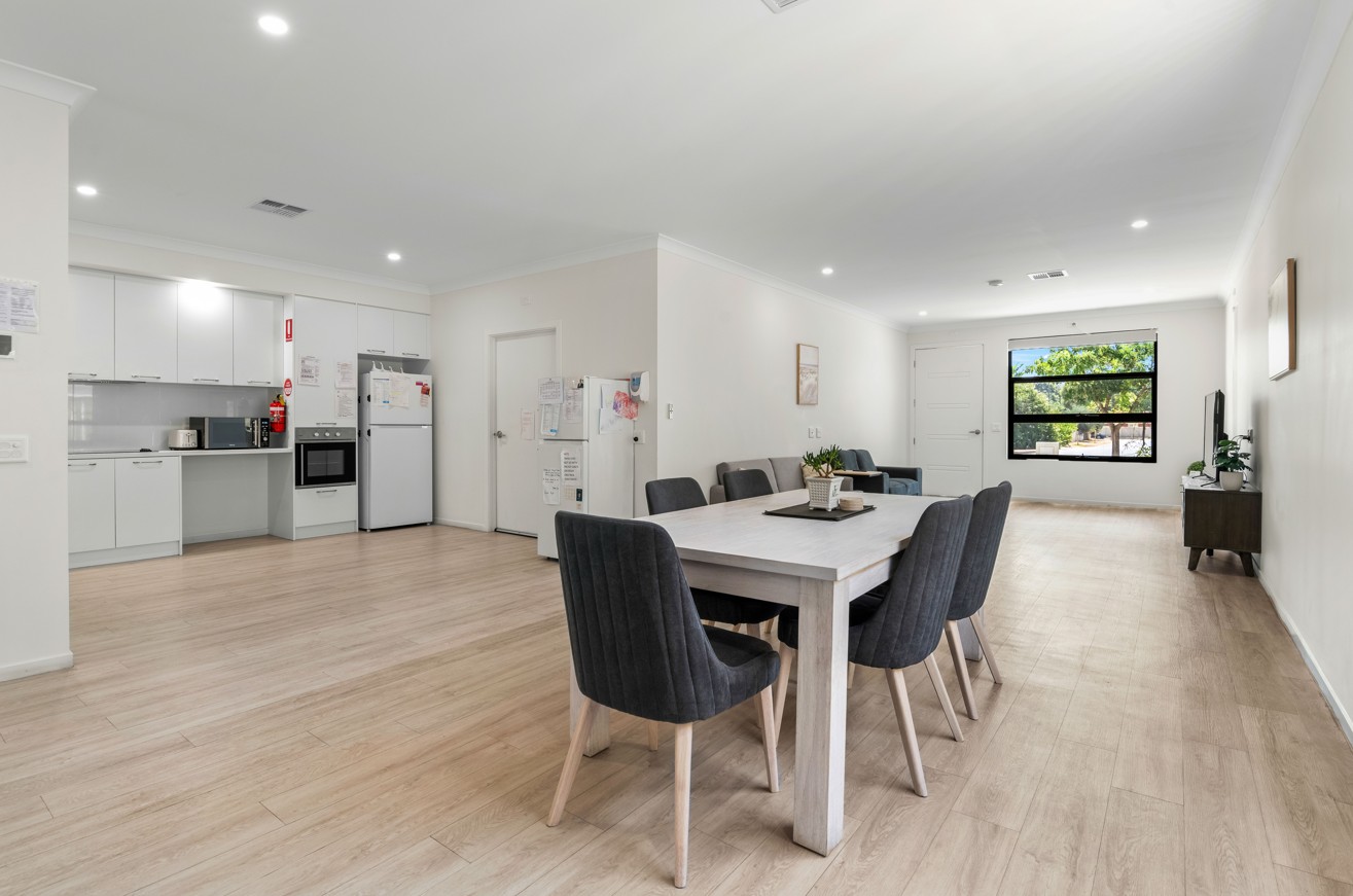 Comfort & Community in Salisbury – Lovely SDA Home for Independent Female — Home image 3