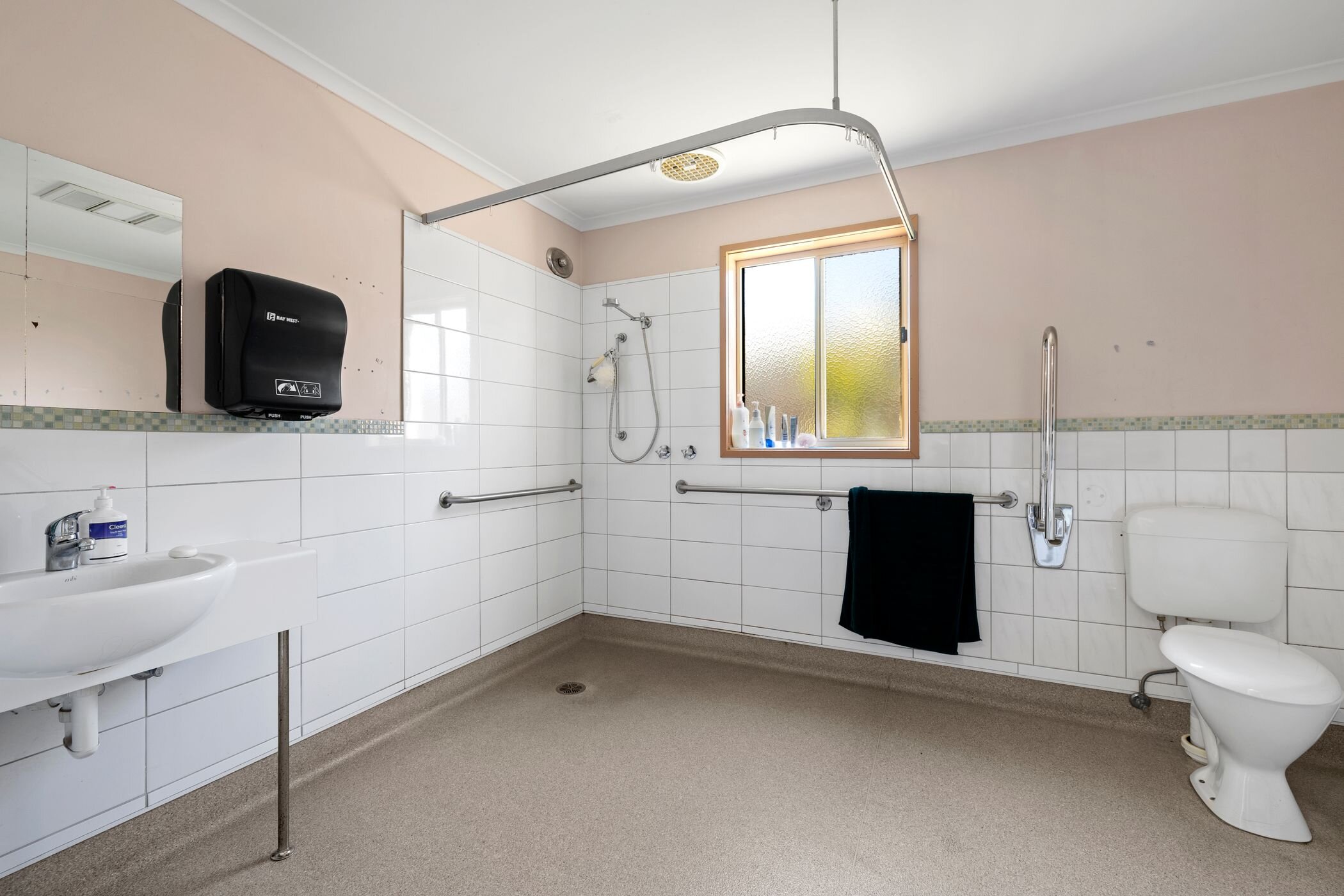 Benalla — Home image 9