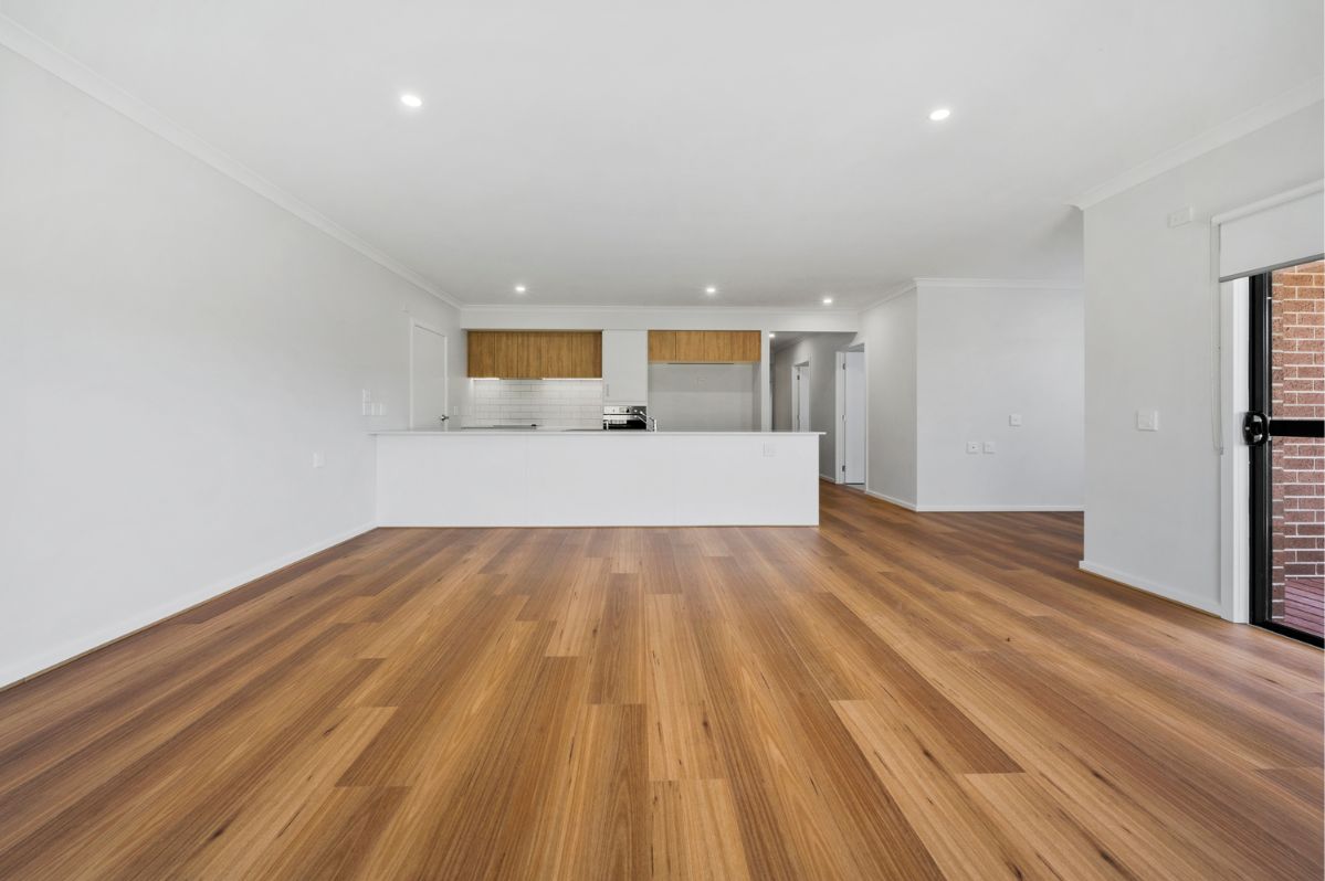 Modern 3-Bedroom HPS - Bronwyn Way, Wyndham Vale VIC — Home image 3