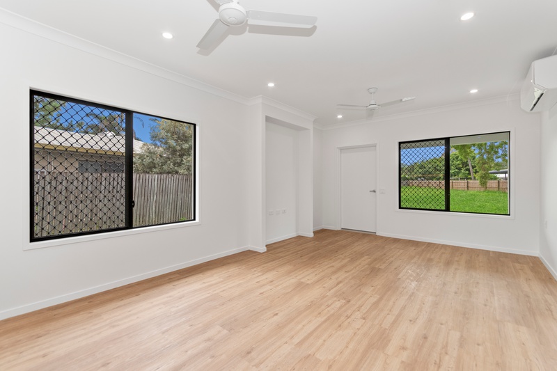 Find Your Independence: Two Spacious Villas, Designed for Your Comfort — Home image 6