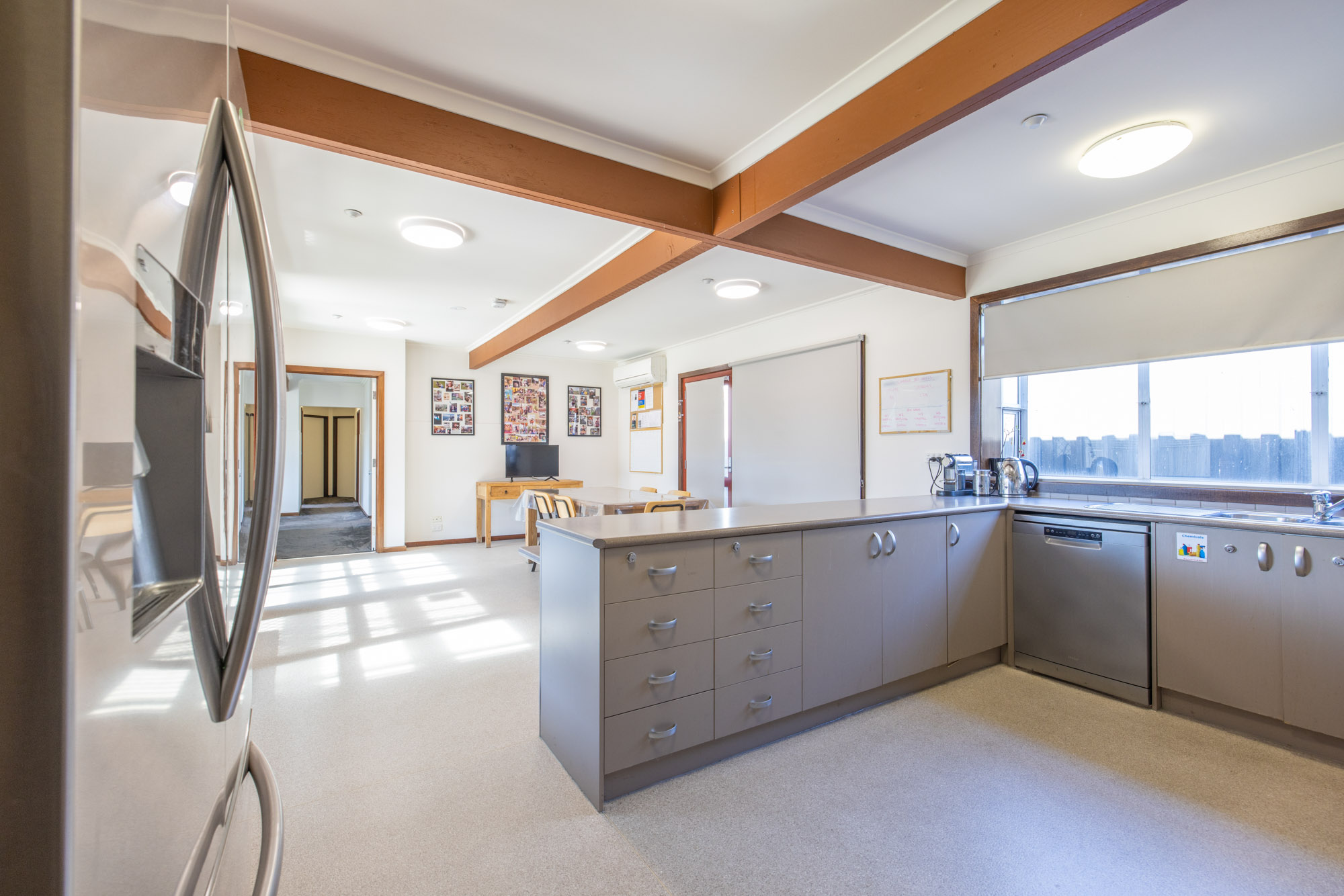 Young, vibrant household close to everything in leafy Wheelers Hill in Wheelers Hill