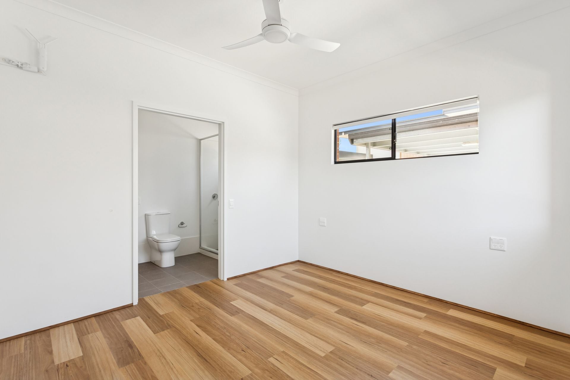 Cope Midland — Home image 8