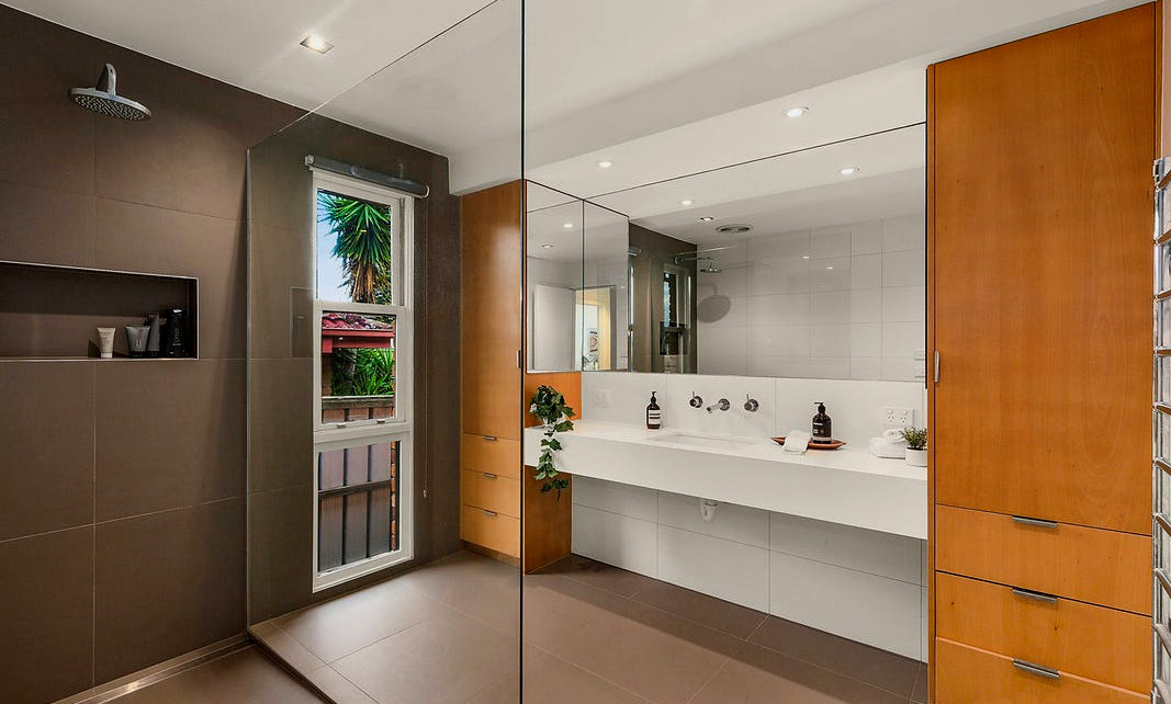 A beautiful, private and modern setting — Home image 6