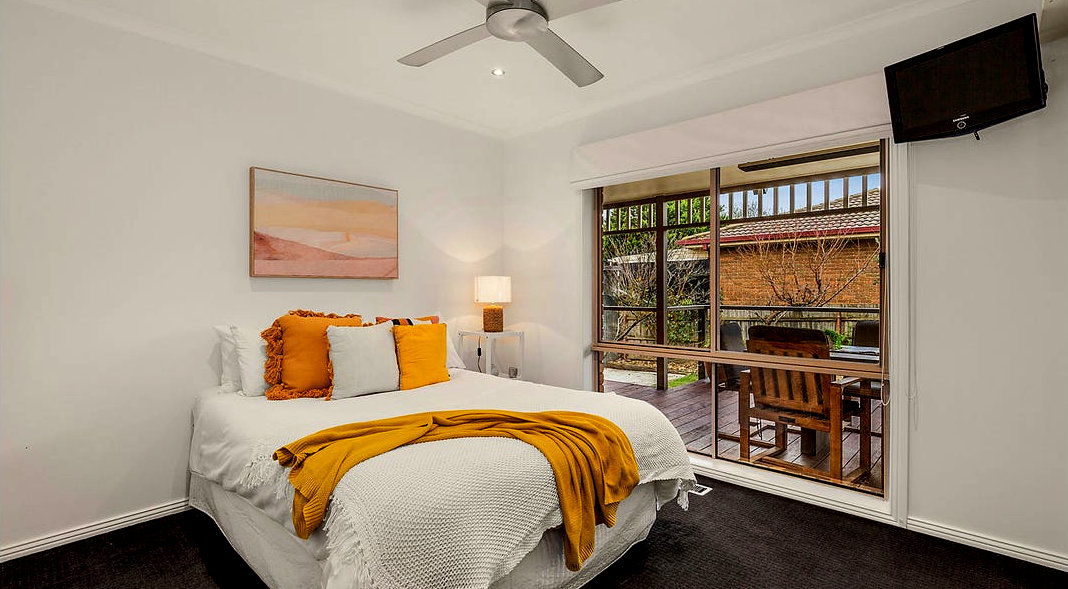 A beautiful, private and modern setting — Home image 7