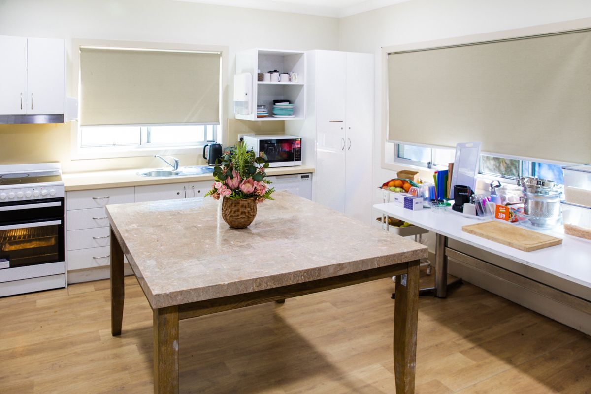 Lovely purpose-built property set in a leafy, residential area in North Ryde — Home image 9