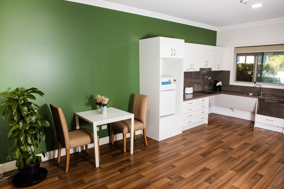Lovely purpose-built property set in a leafy, residential area in North Ryde — Home image 33