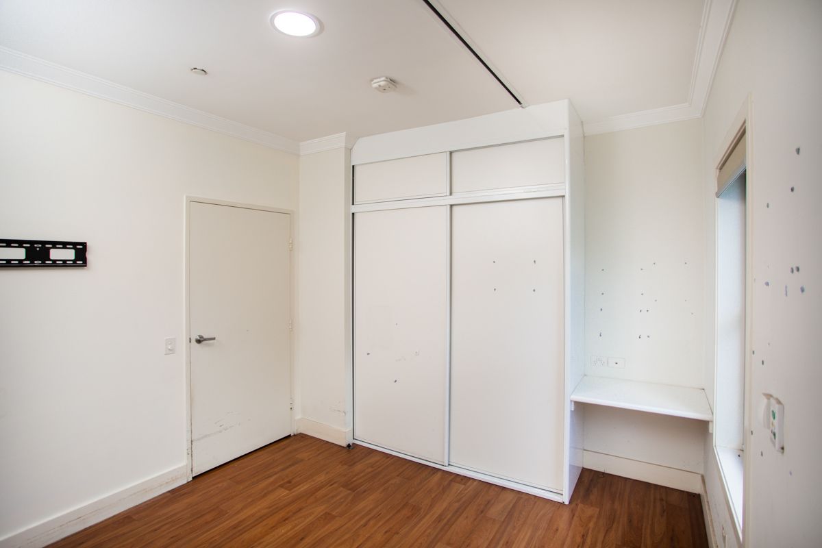 Lovely purpose-built property set in a leafy, residential area in North Ryde — Home image 45
