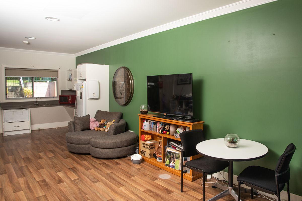 Lovely purpose-built property set in a leafy, residential area in North Ryde — Home image 63