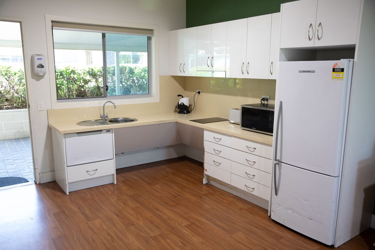 Lovely purpose-built property set in a leafy, residential area in North Ryde — Home image 64