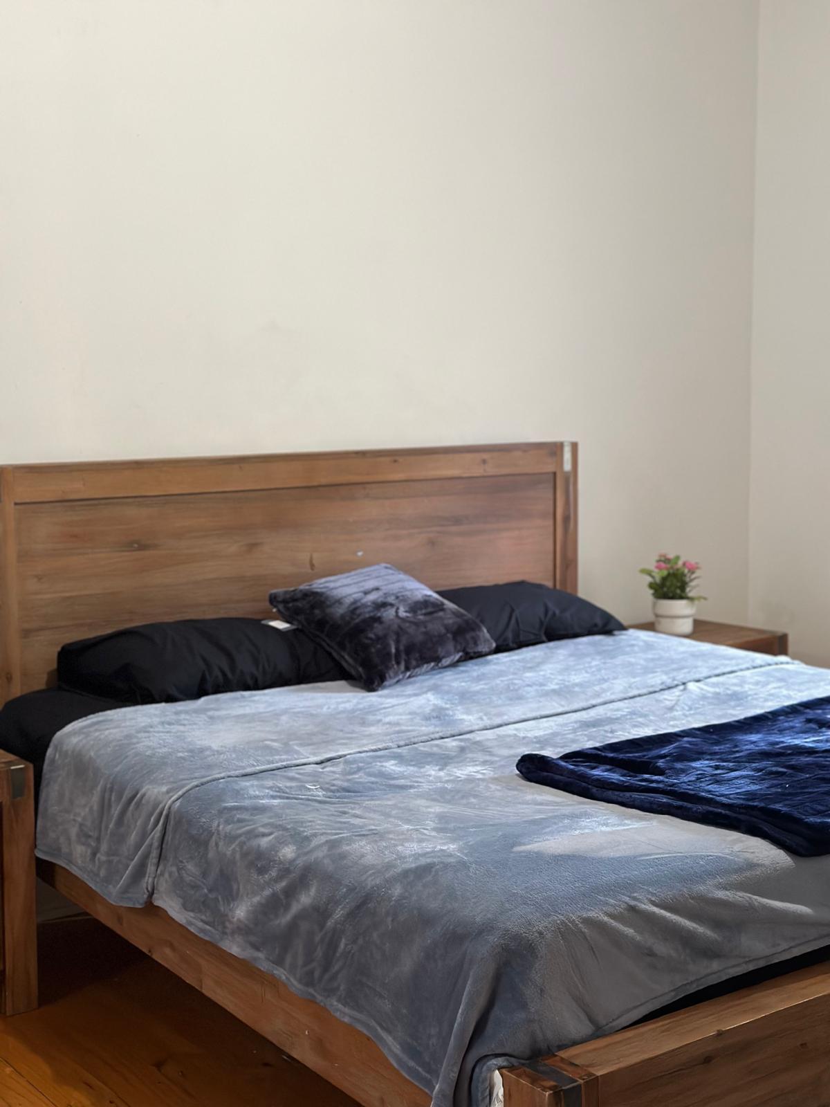 Spacious 3 Bedroom SIL House with Modern Amenities — Home image 7