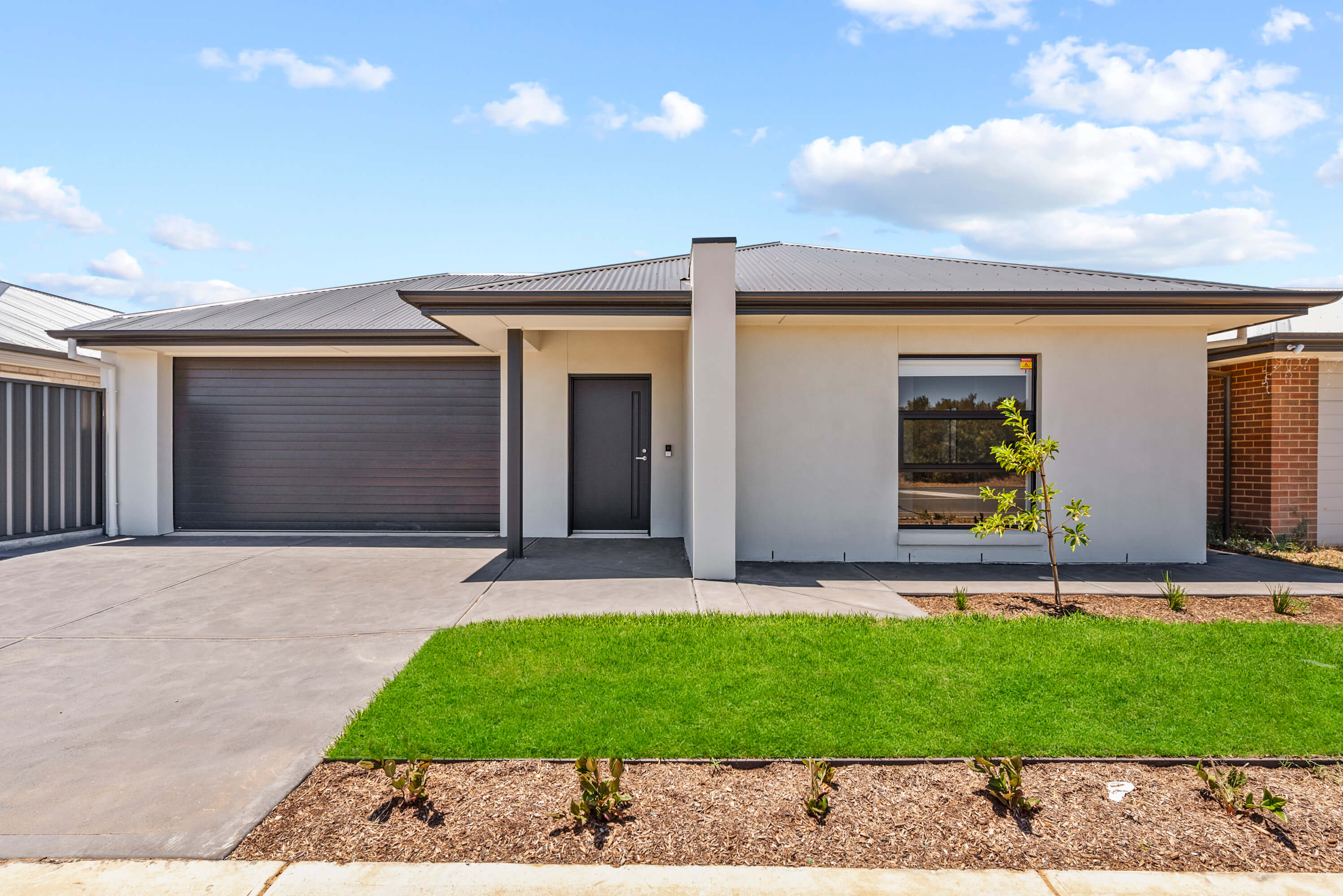 Munno Para – 3 Bedroom + OOA in Munno Para