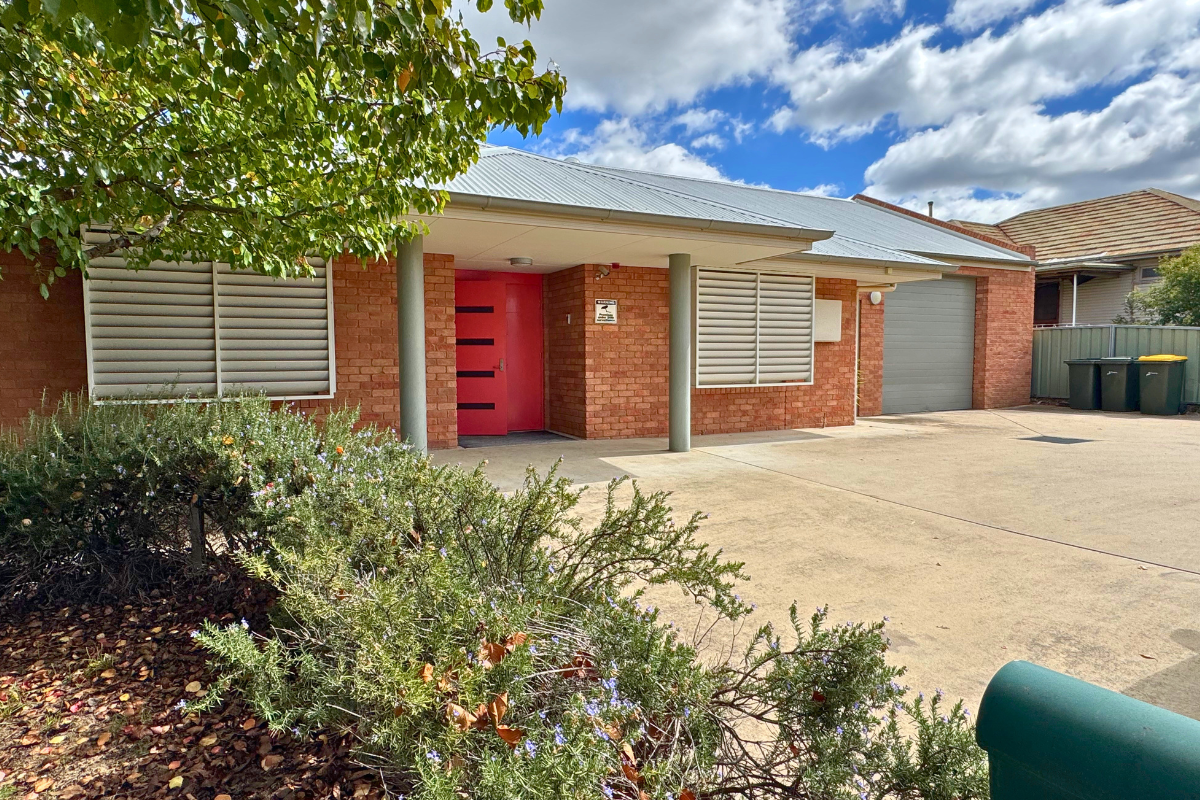 SIL: Cowra, NSW in Cowra